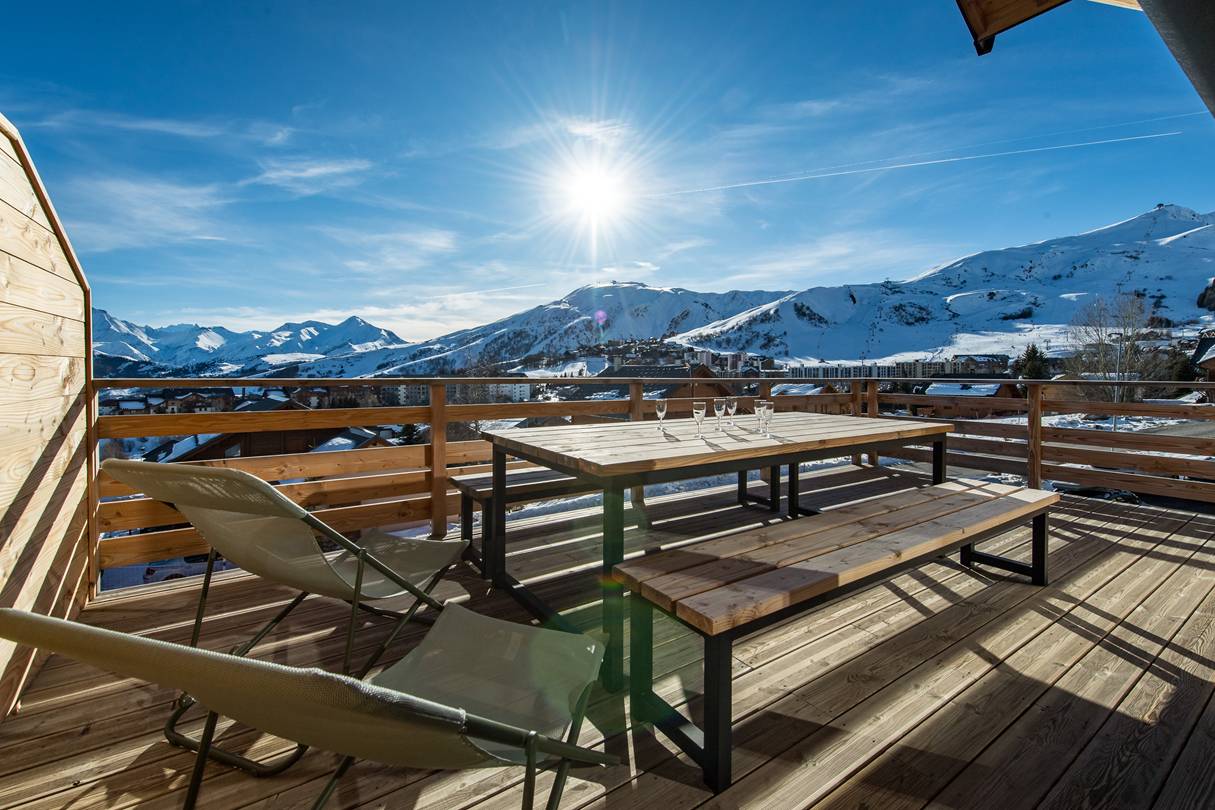 Chalet mitoyen proche pistes avec sauna