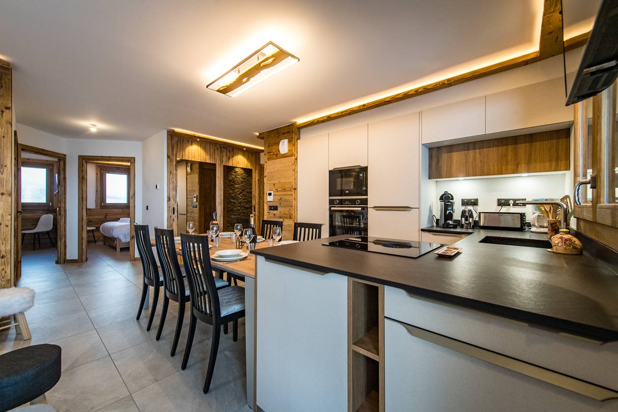 Appartement 8/10 personnes avec Jacuzzi dans une résidence neuve au pied des pistes