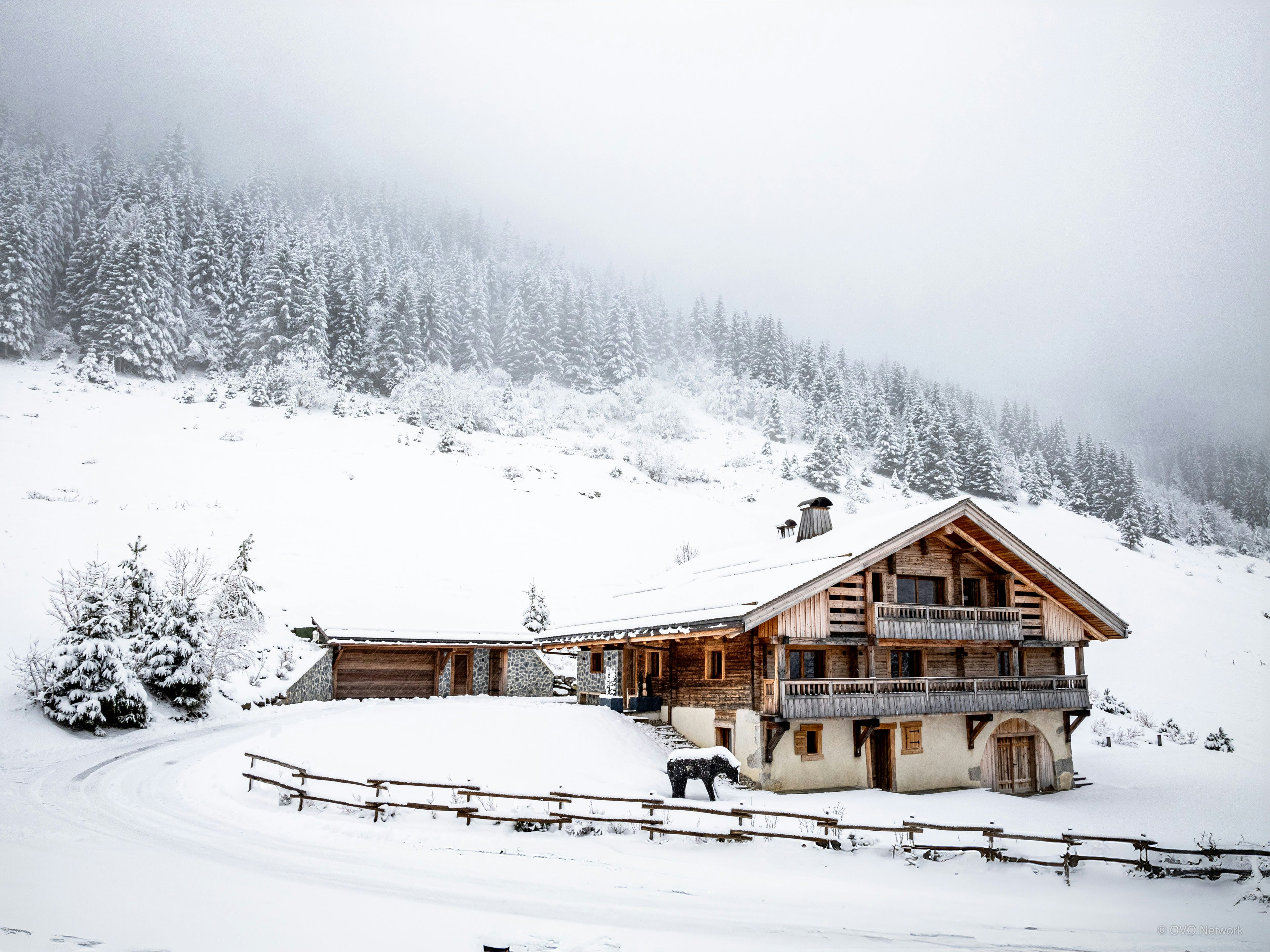 Chalet 5 étoiles avec jacuzzi pour 14 personnes