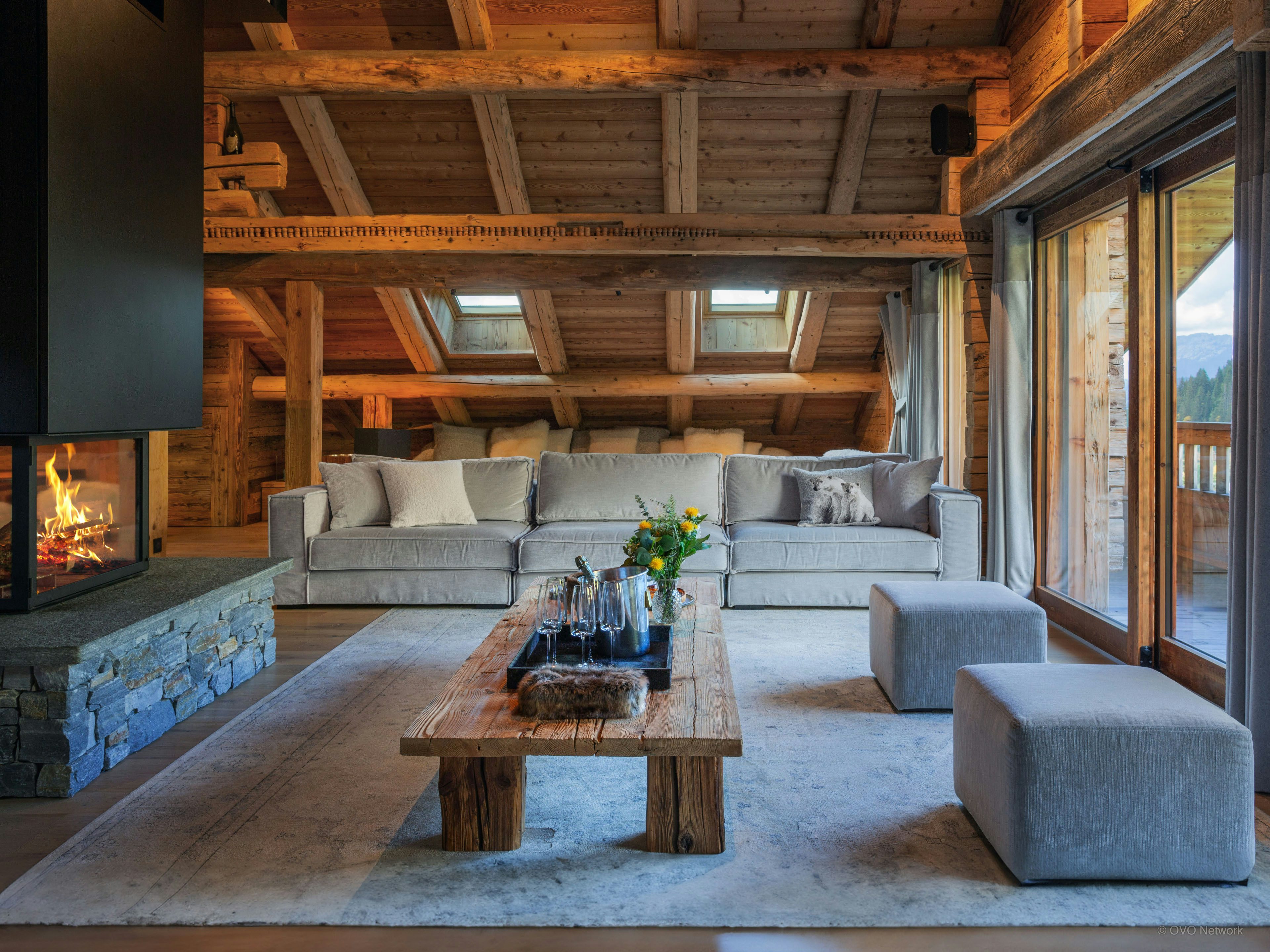 Chalet 5 étoiles avec jacuzzi pour 14 personnes