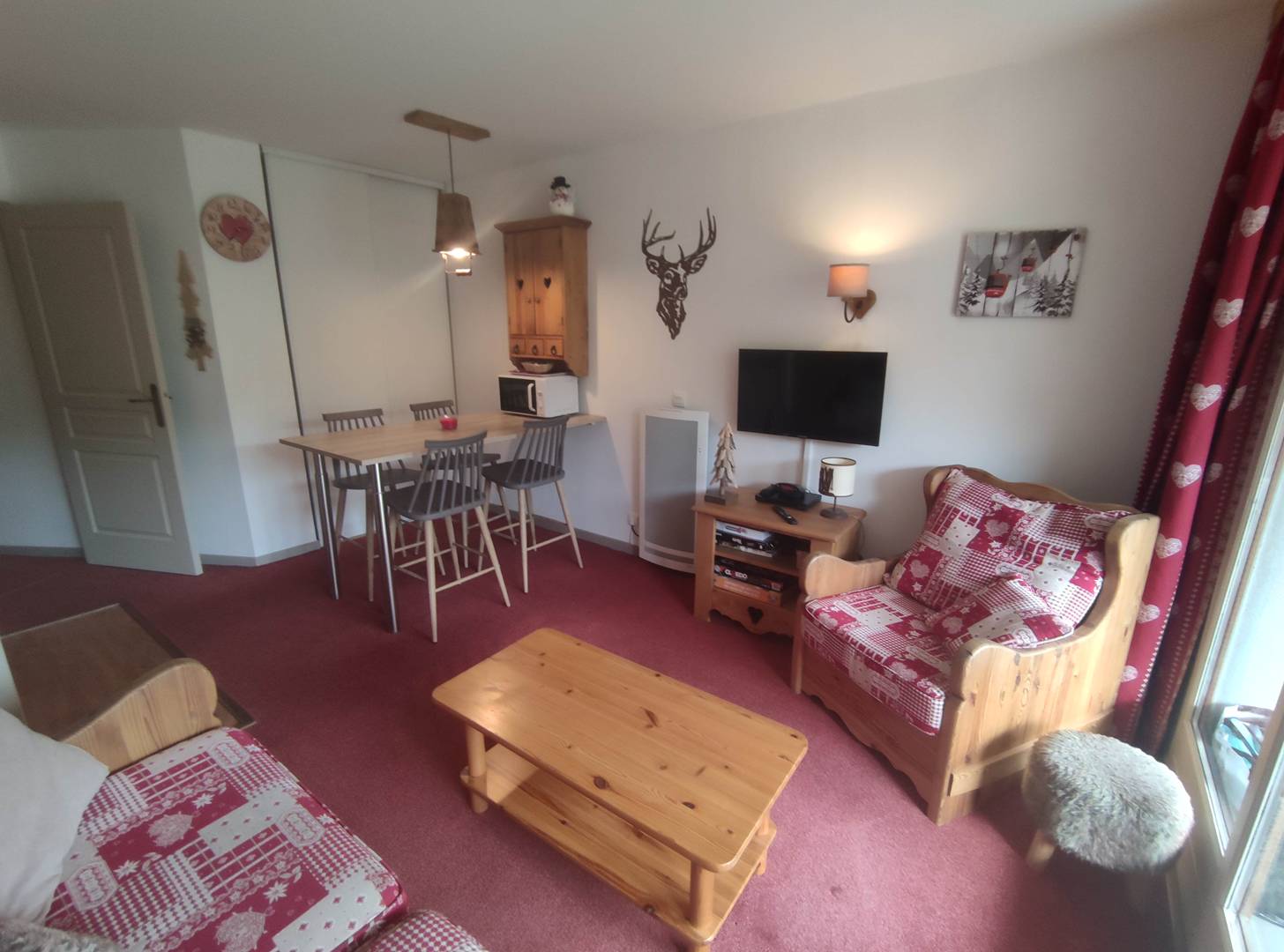 2 PIECES RENOVE CHALEUREUX