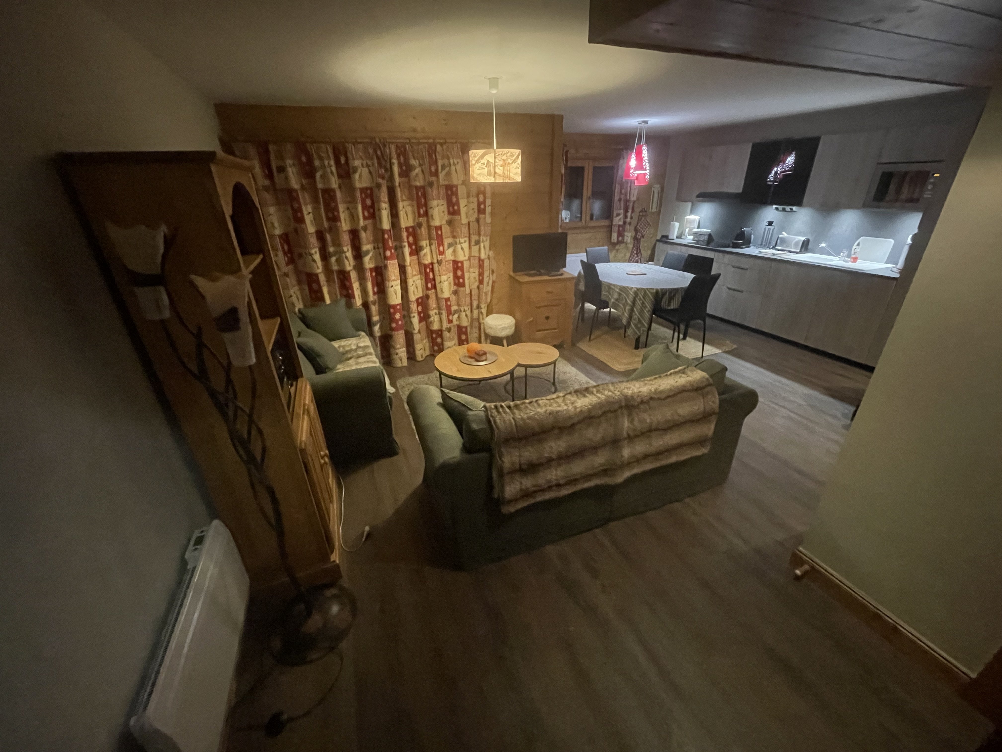 Duplex T3 tout confort dans résidence avec piscine (Bisanne 1500 station)