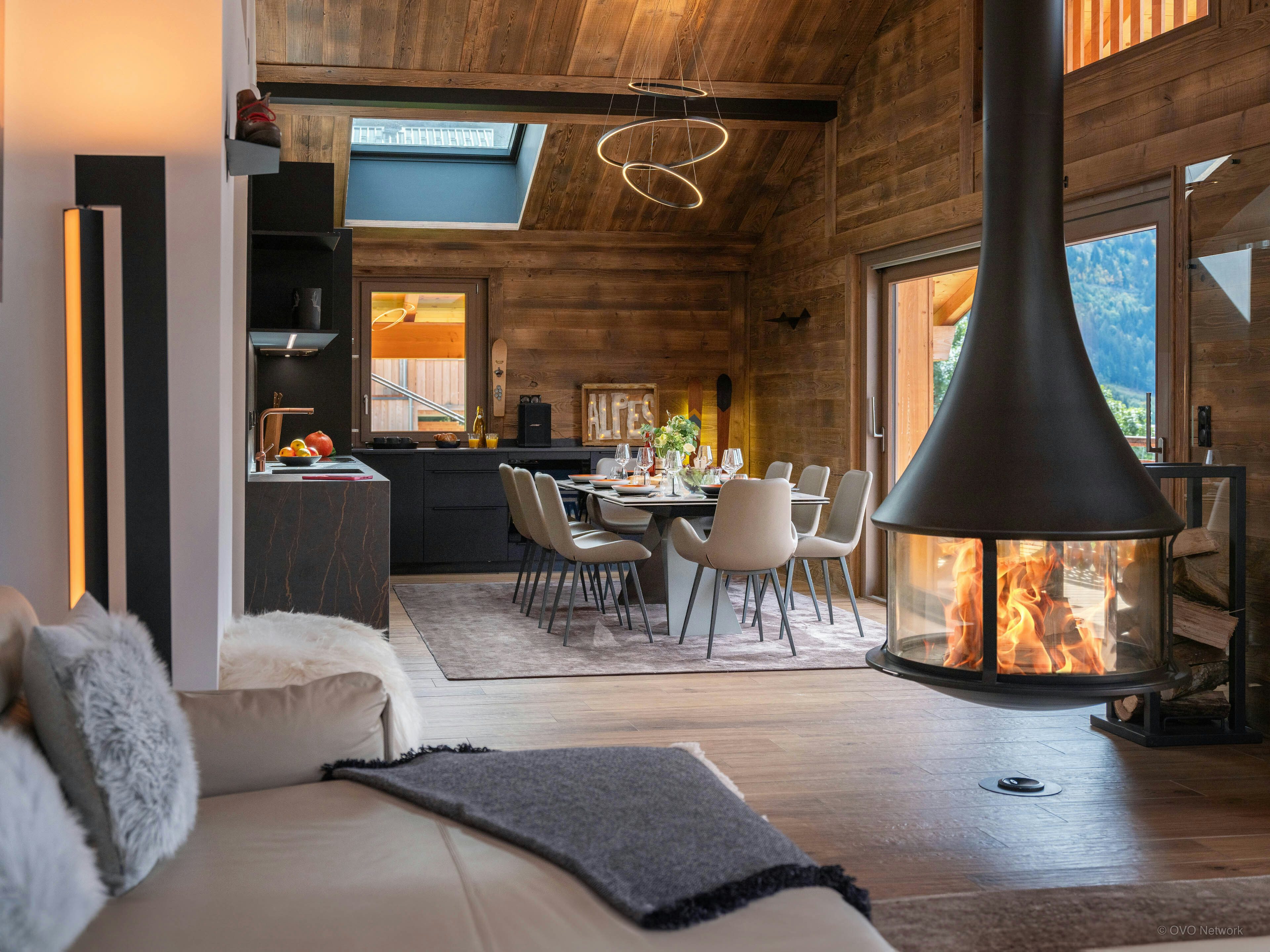 Penthouse « skis aux pieds » pour 10 aux portes du soleil