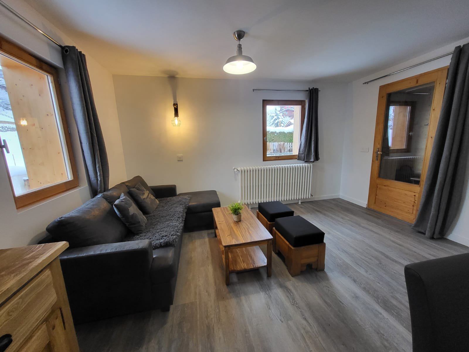 60m2 avec terrasse/10m pistes ski/150m piscine