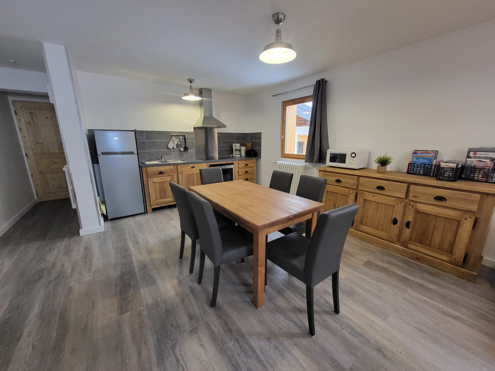 60m2 avec terrasse/10m pistes ski/150m piscine