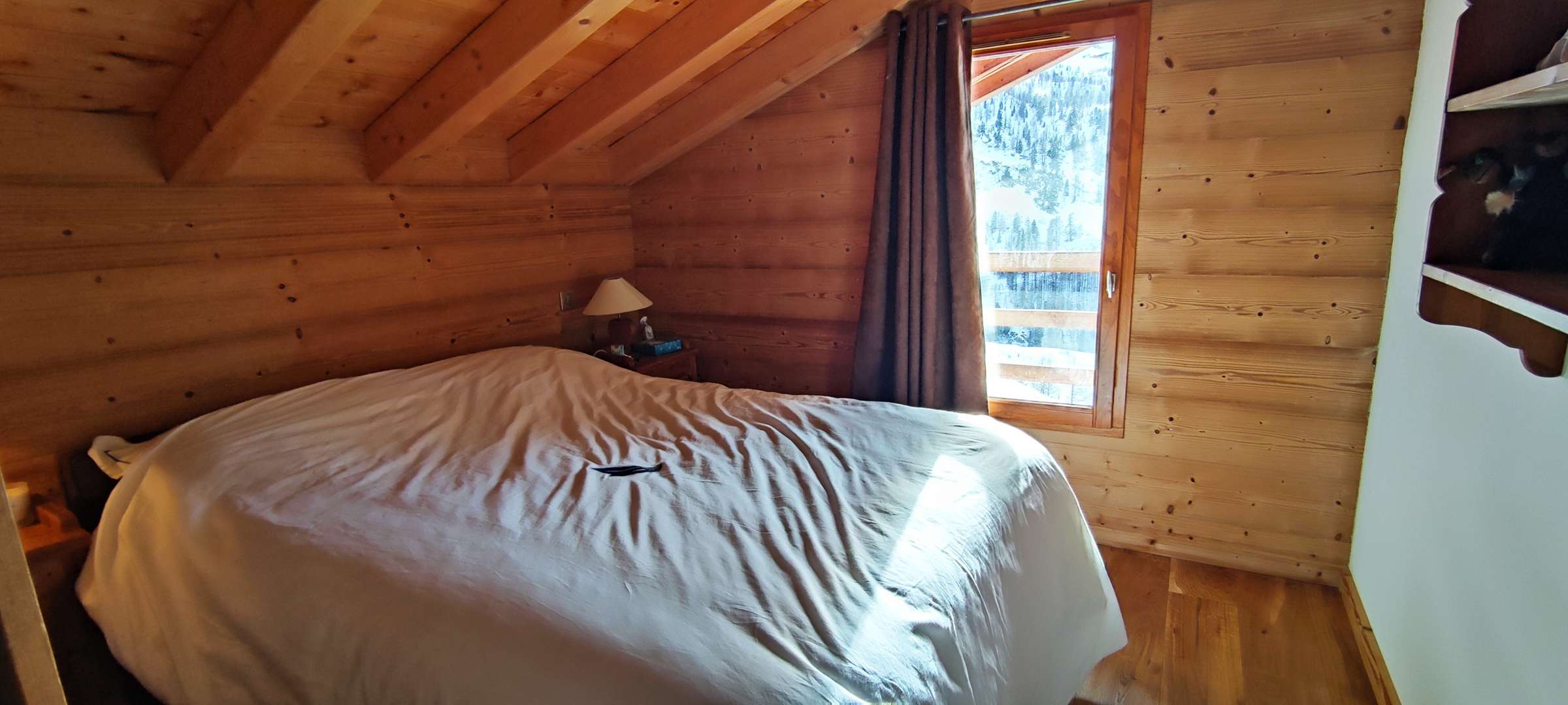 CHALET HAUT DE GAMME PLEIN SUD VUE PANORAMIQUE