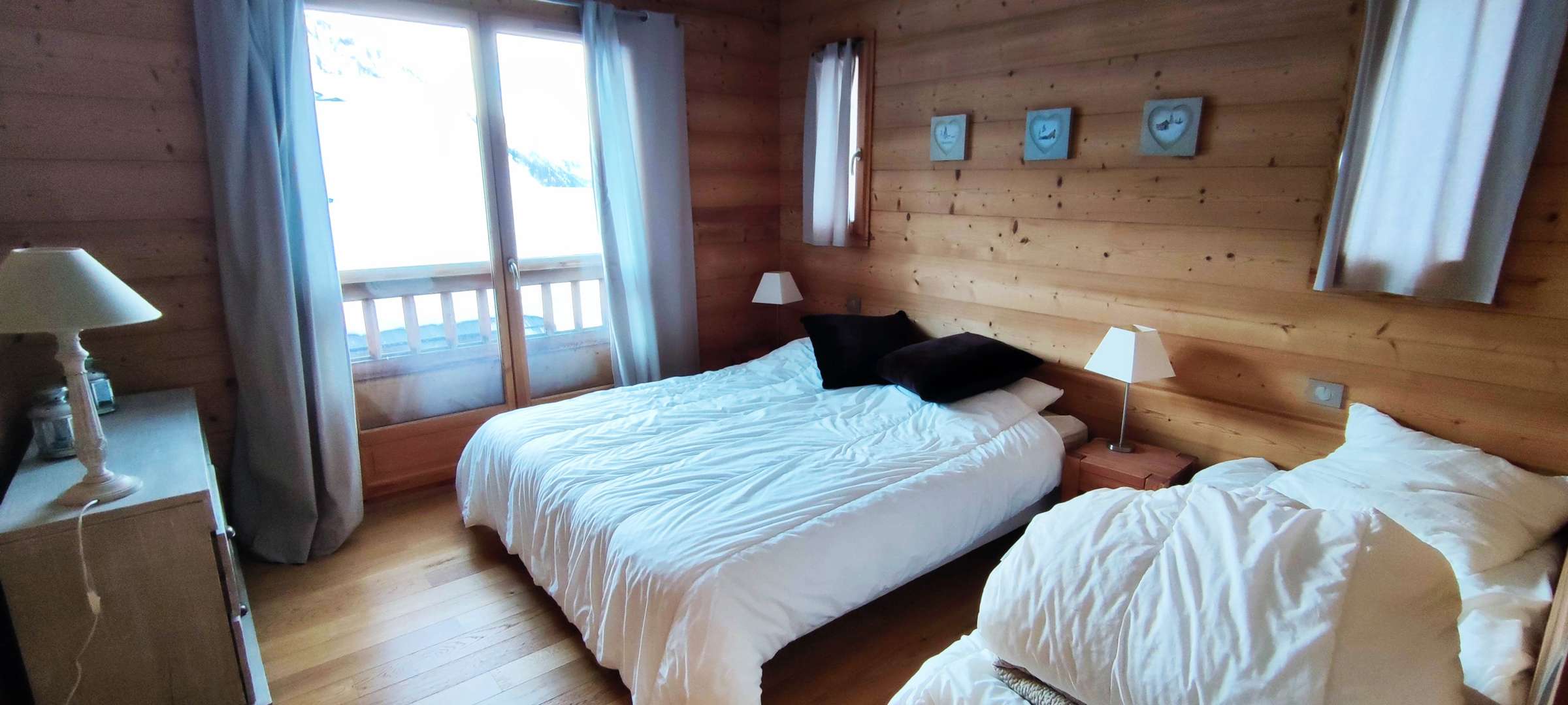 SUPERBE APPARTEMENT AU PIEDS DES PISTES