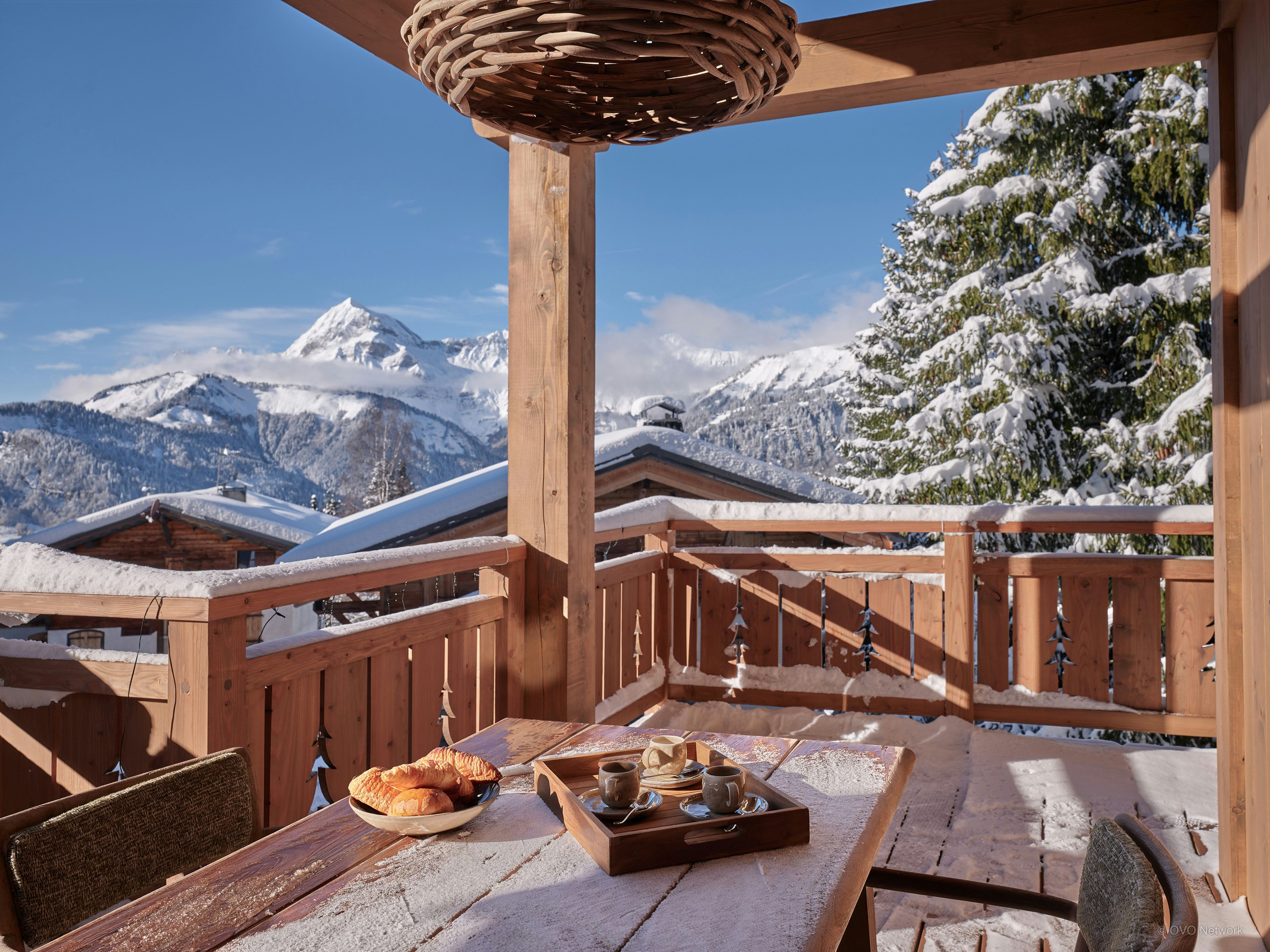 Luxueux chalet près des pistes avec bain nordique et sauna