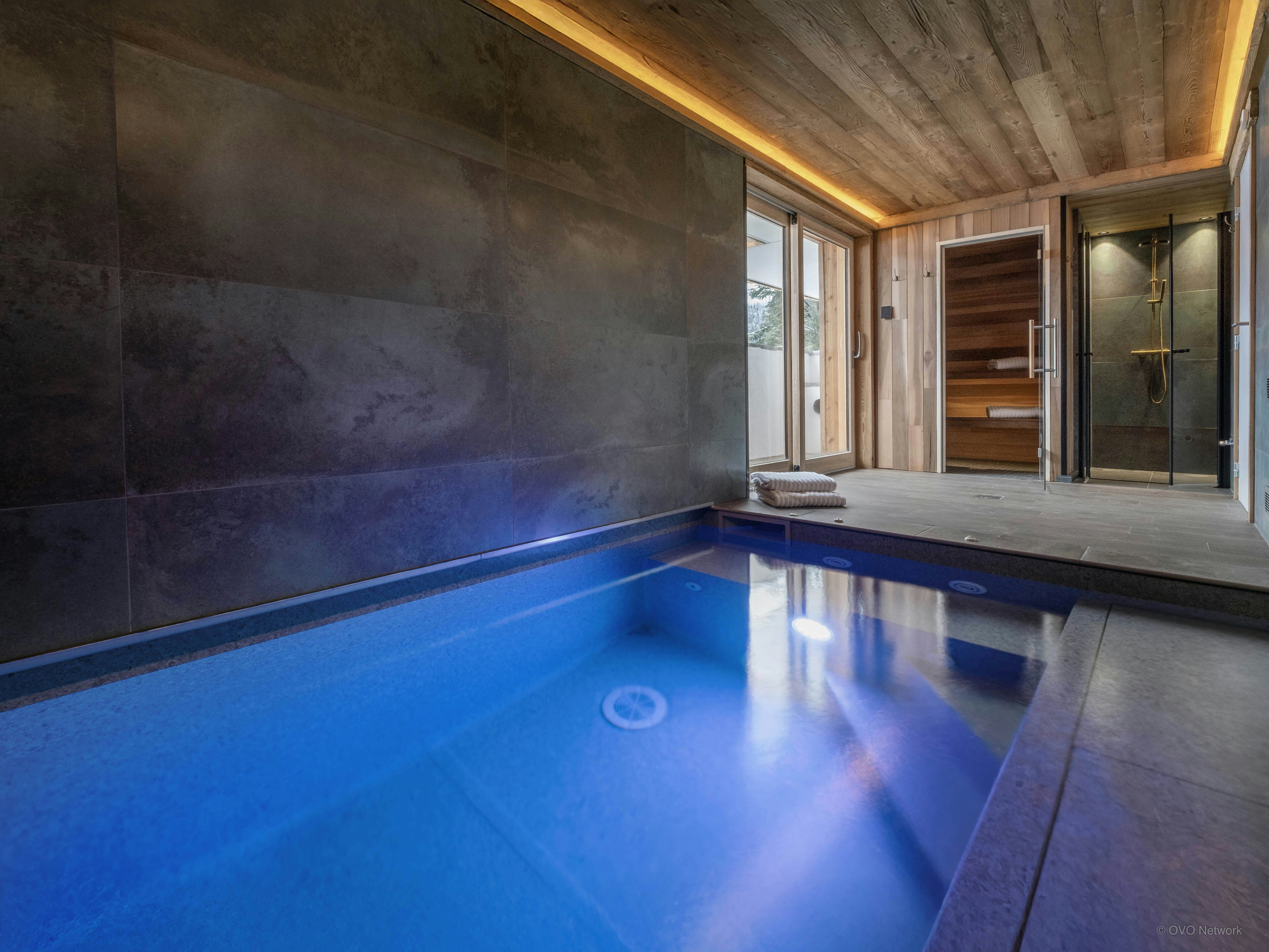 Séjour familial 15p avec sauna et piscine