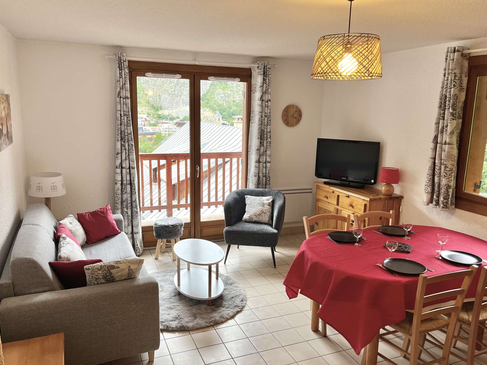 APPARTEMENT 3 PIECES 6 PERSONNES proche centre
