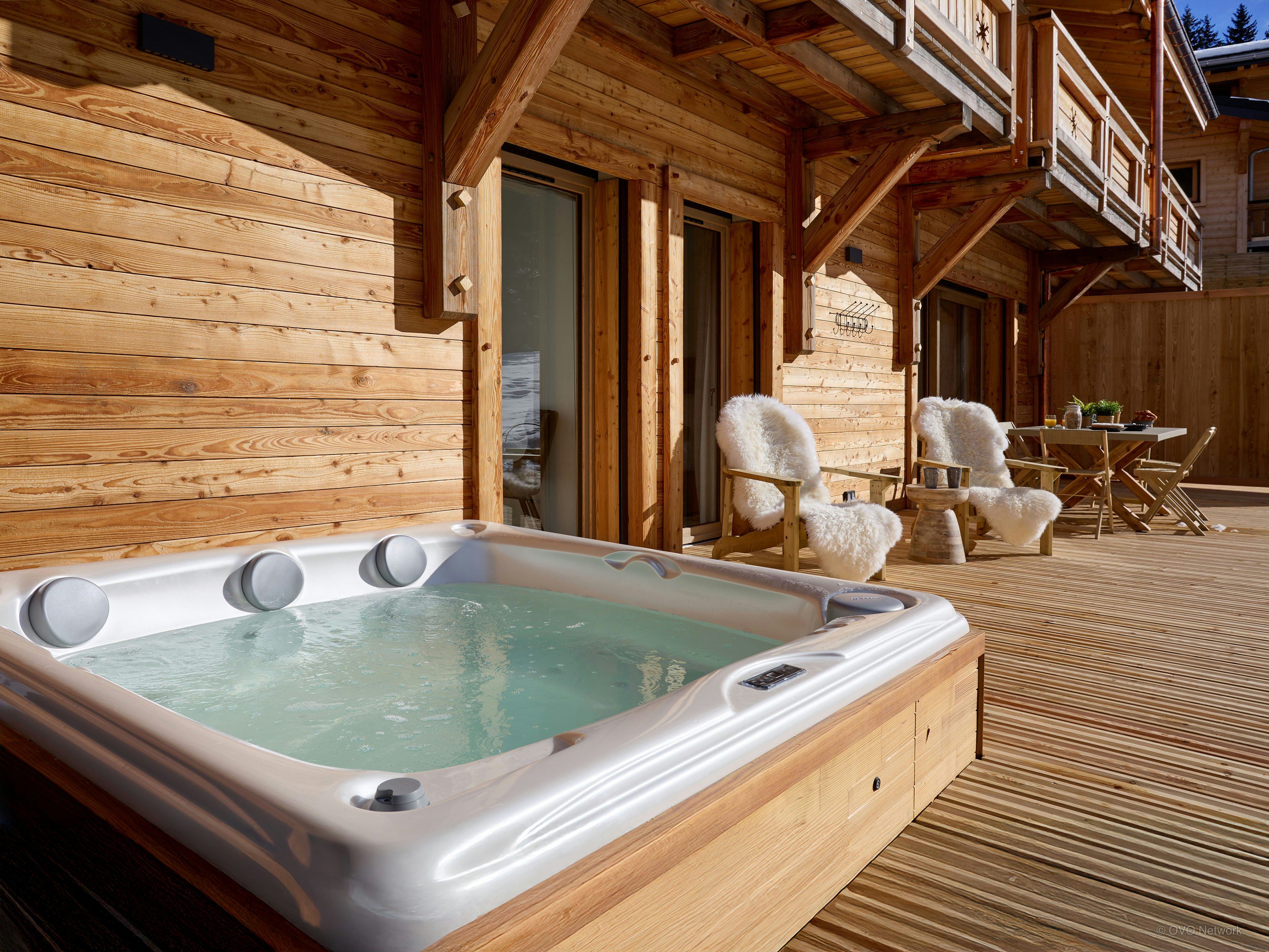 Séjour pour 6 avec spa proche du village et des pistes