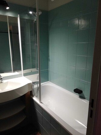  Location appartement F2 28 m2 5 personnes pied des pistes Valmeinier 1900