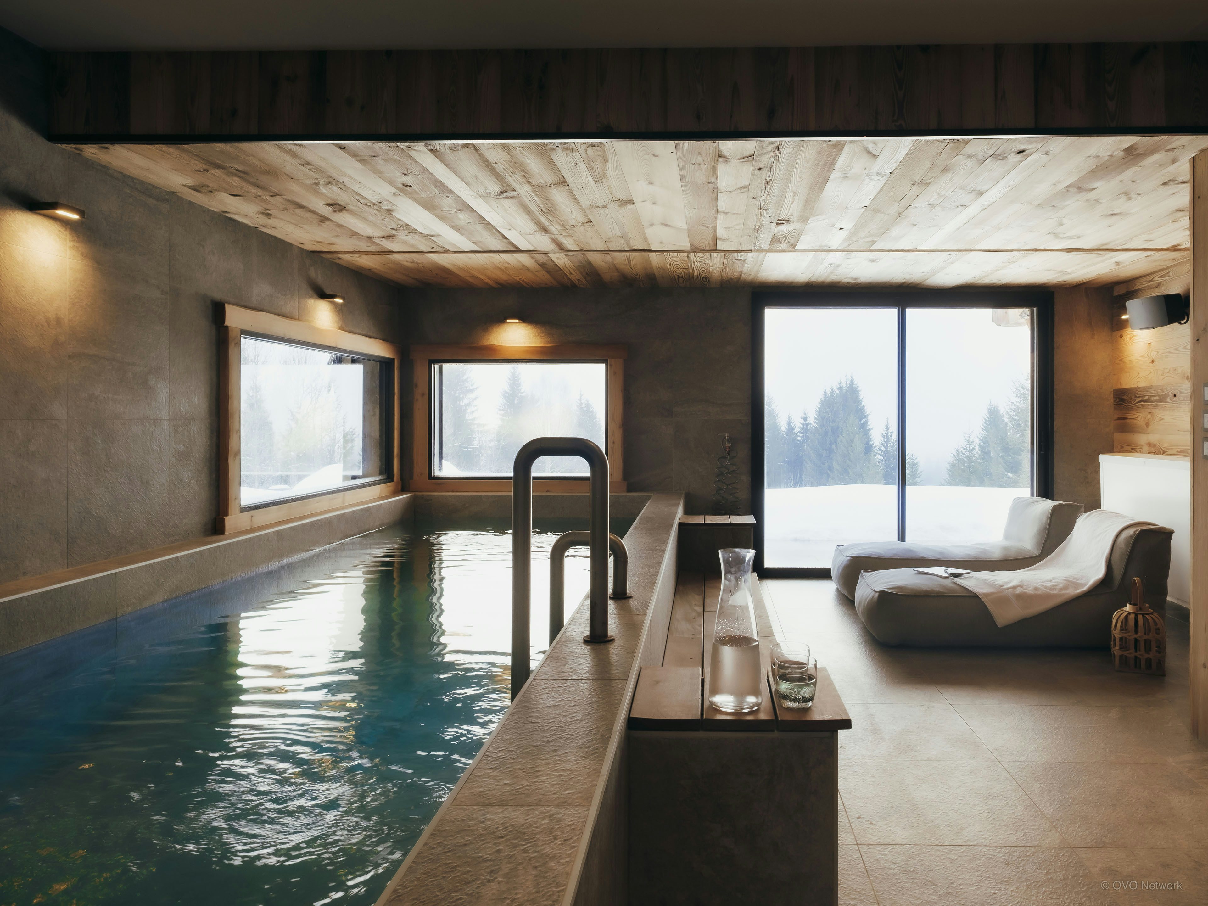 Luxueux chalet pour 11 avec piscine intérieure chauffée