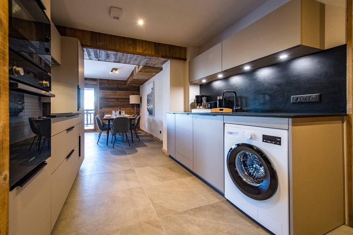 Appartement 7 personnes avec jacuzzi / front de neige