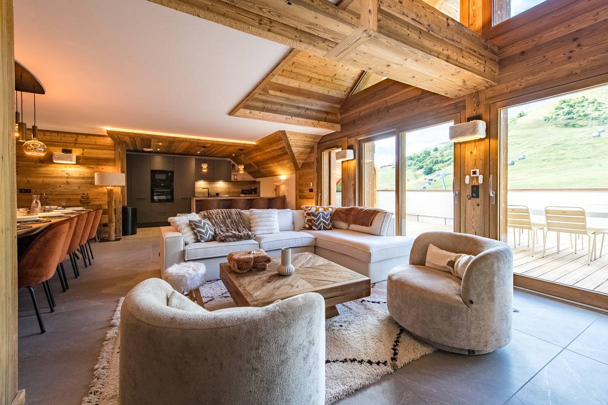 Appartement 12 personnes avec jacuzzi et sauna sur le front de neige