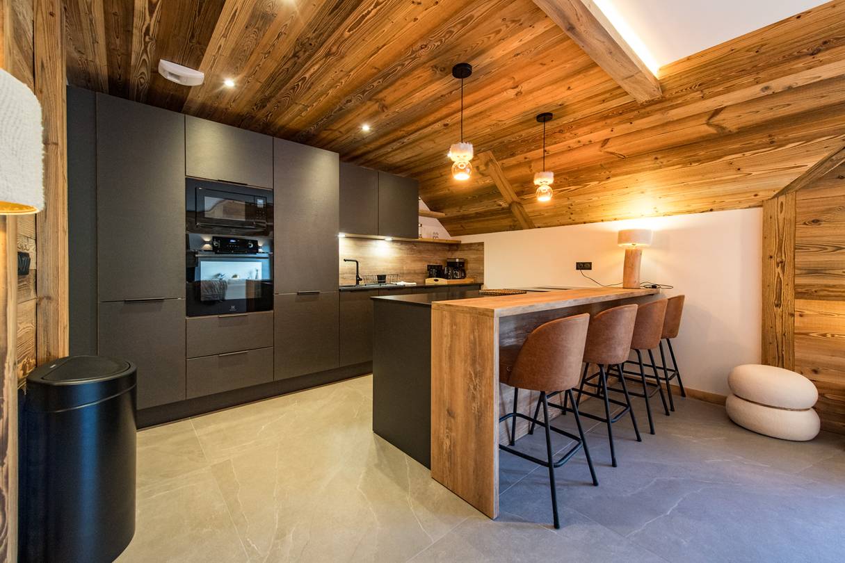 Appartement 12 personnes avec jacuzzi et sauna sur le front de neige