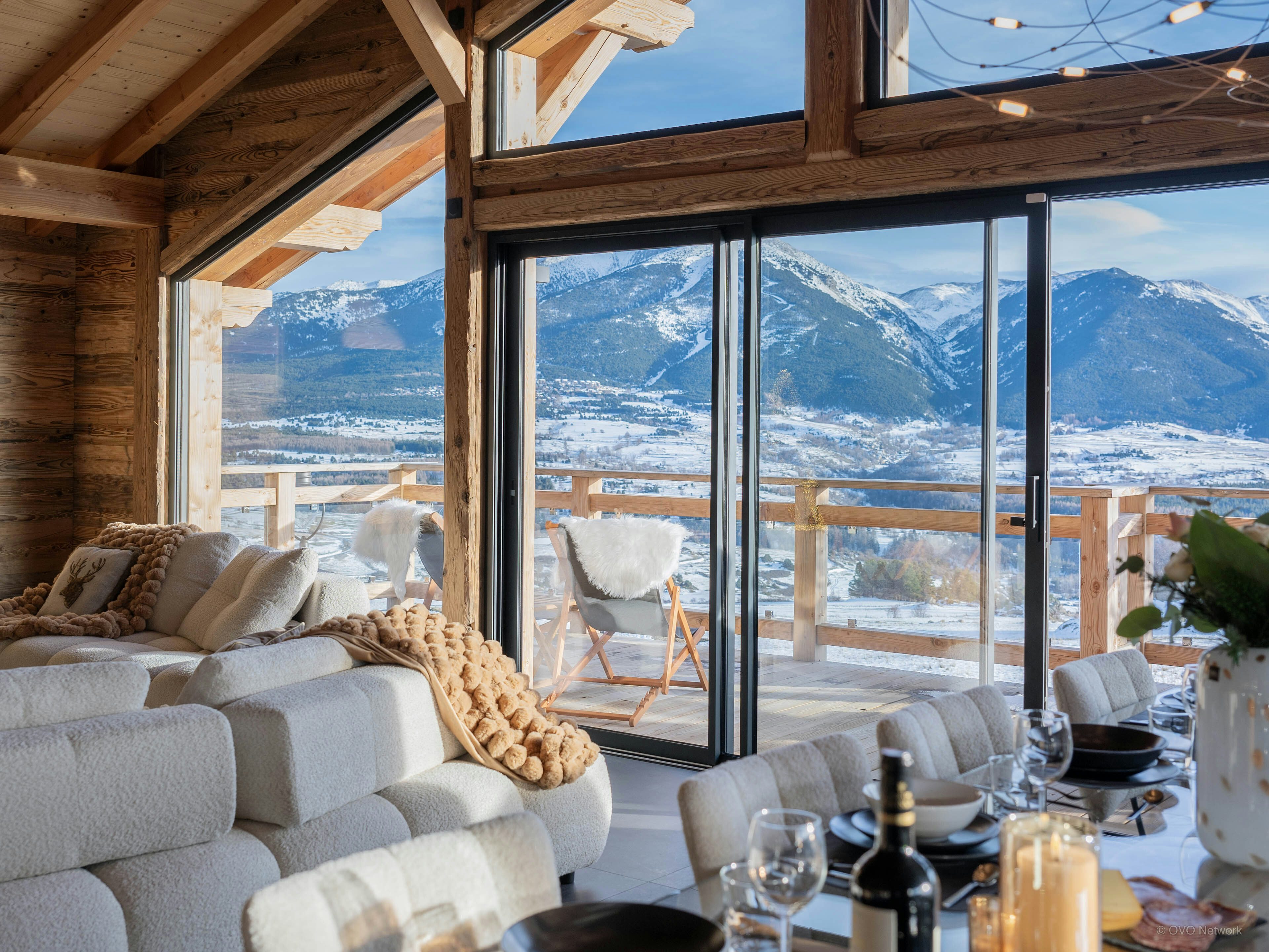 Chalet 5-étoiles pour 10p avec jacuzzi et salle de jeux