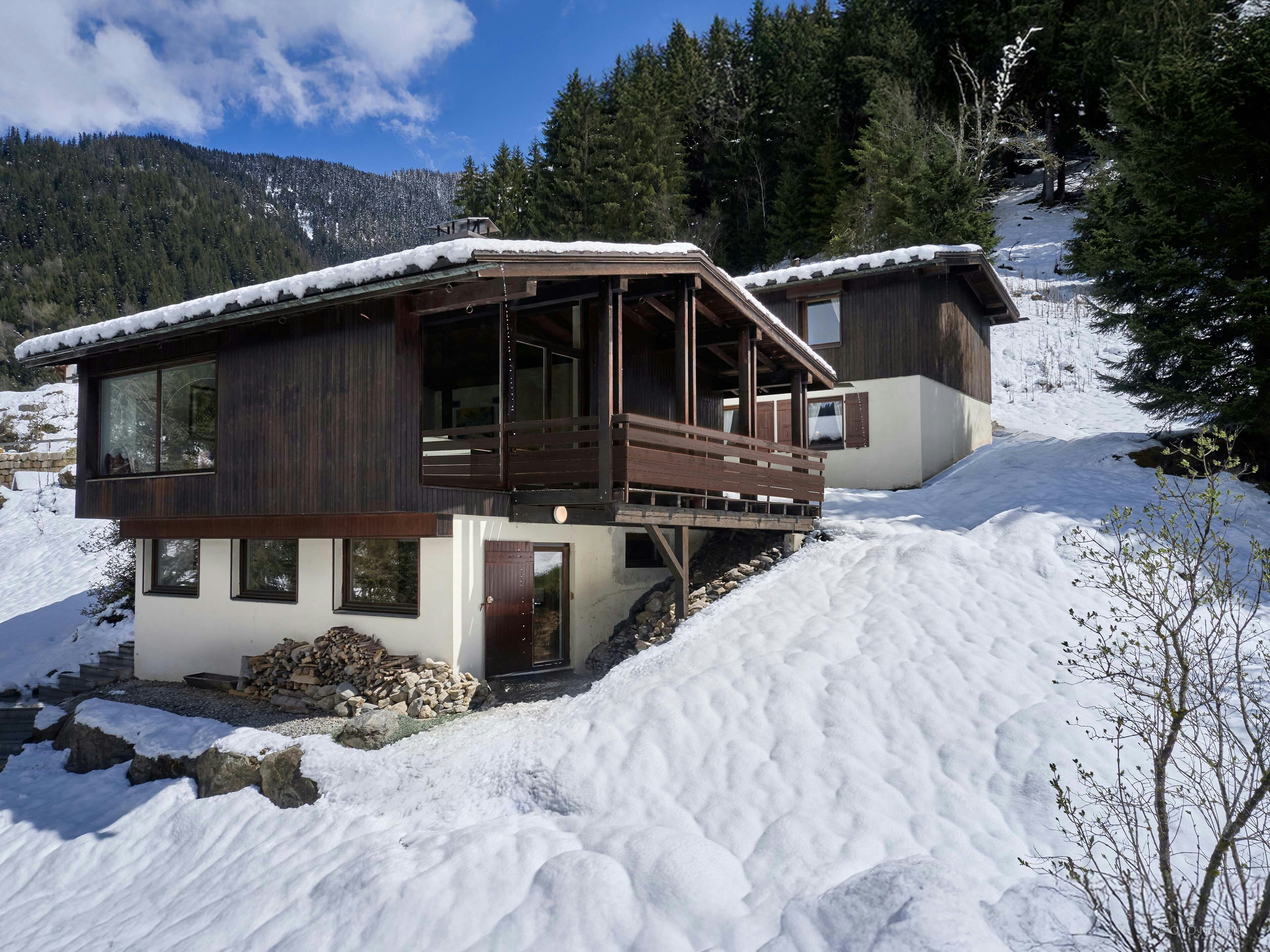 Chalet familial pour 15 tout proche du cœur du village