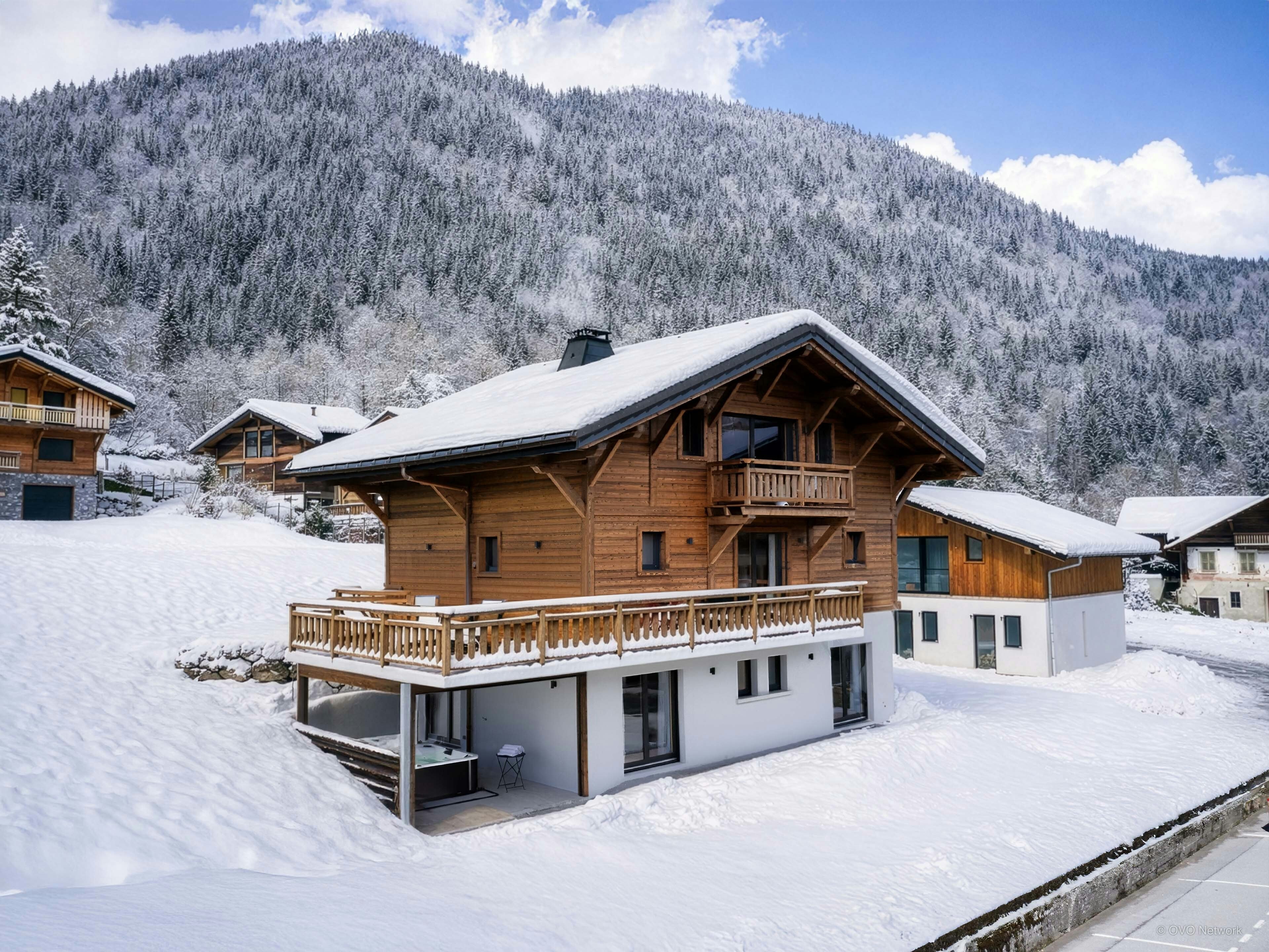 Séjour alpin pour 8 avec terrasses et jacuzzi