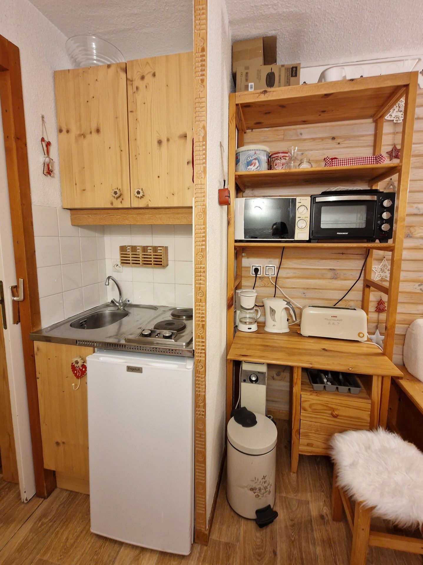 CHALET CLUB