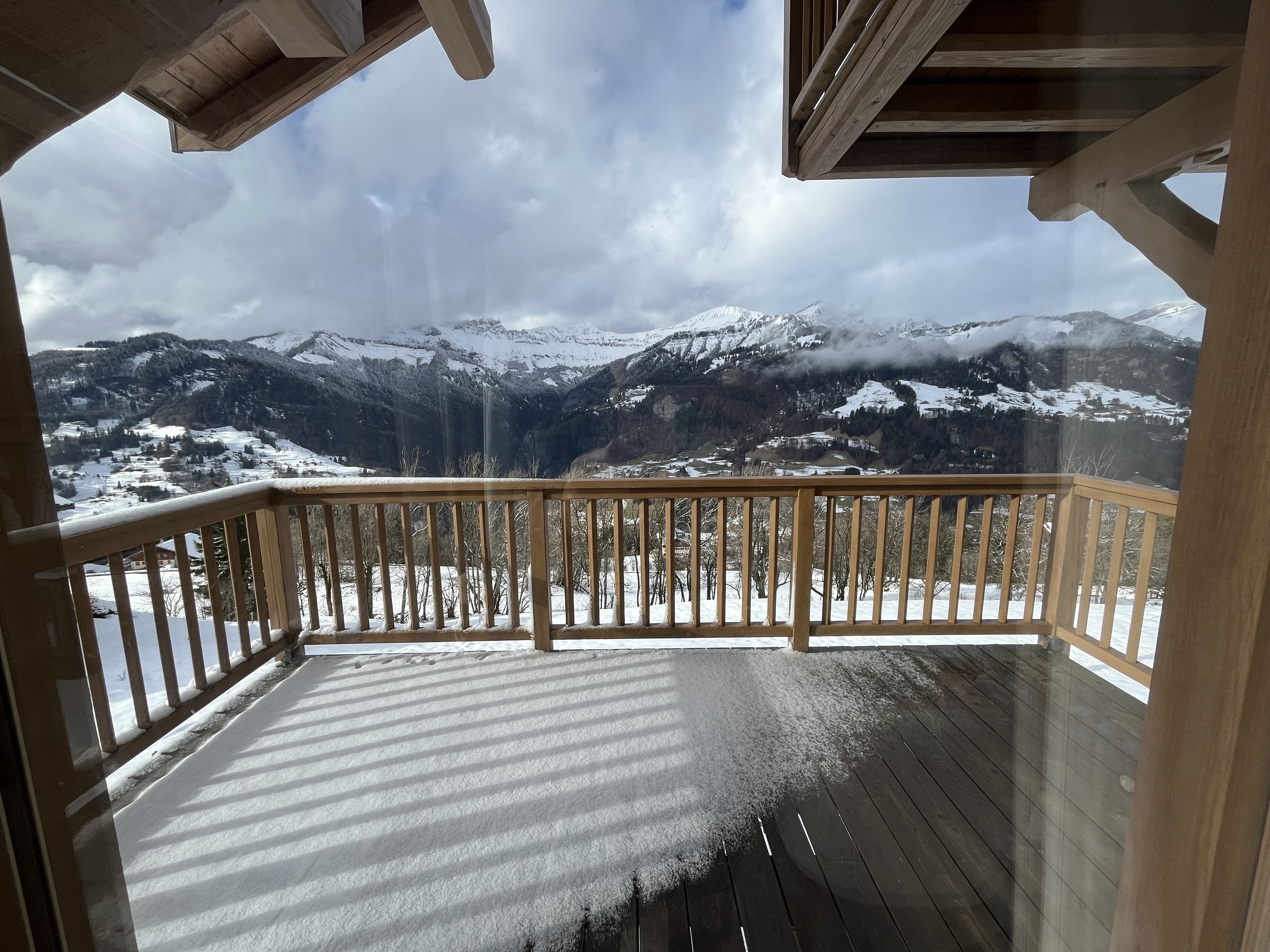 SUPERBE APPARTEMENT AVEC VUE
