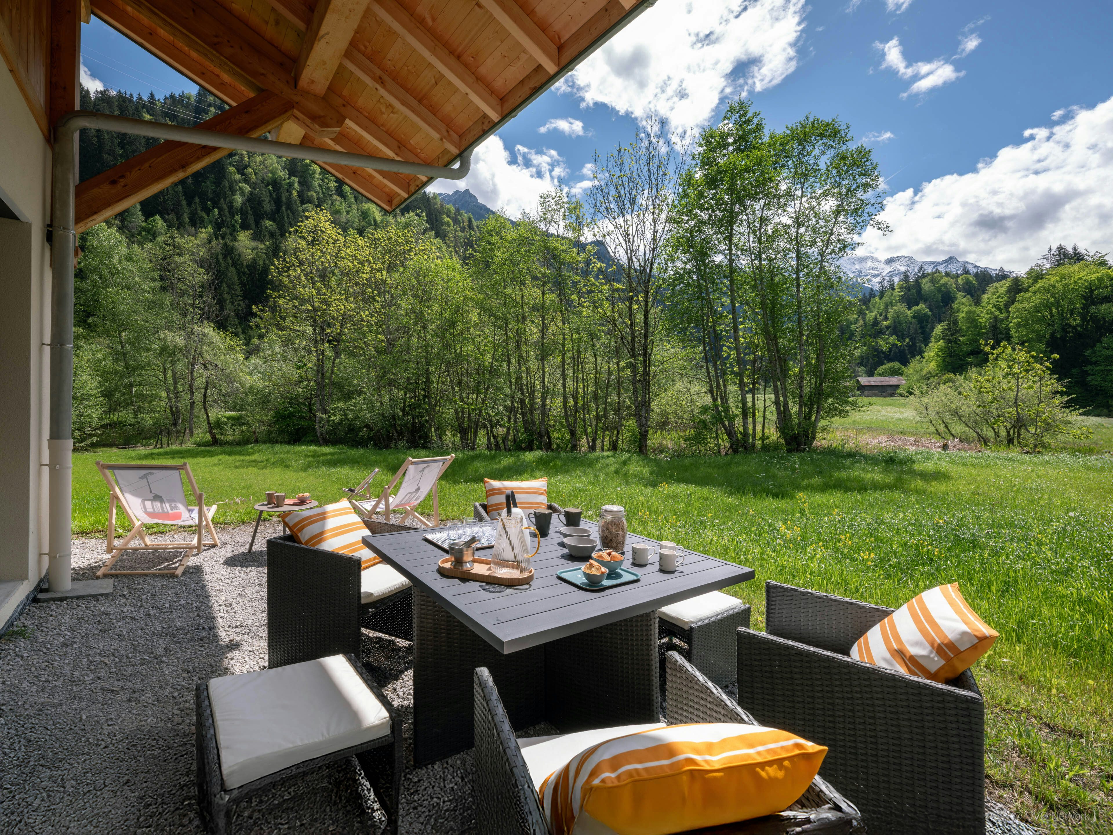 Chalet 4-étoiles pour 8 grand jardin proche de Saint-Gervais