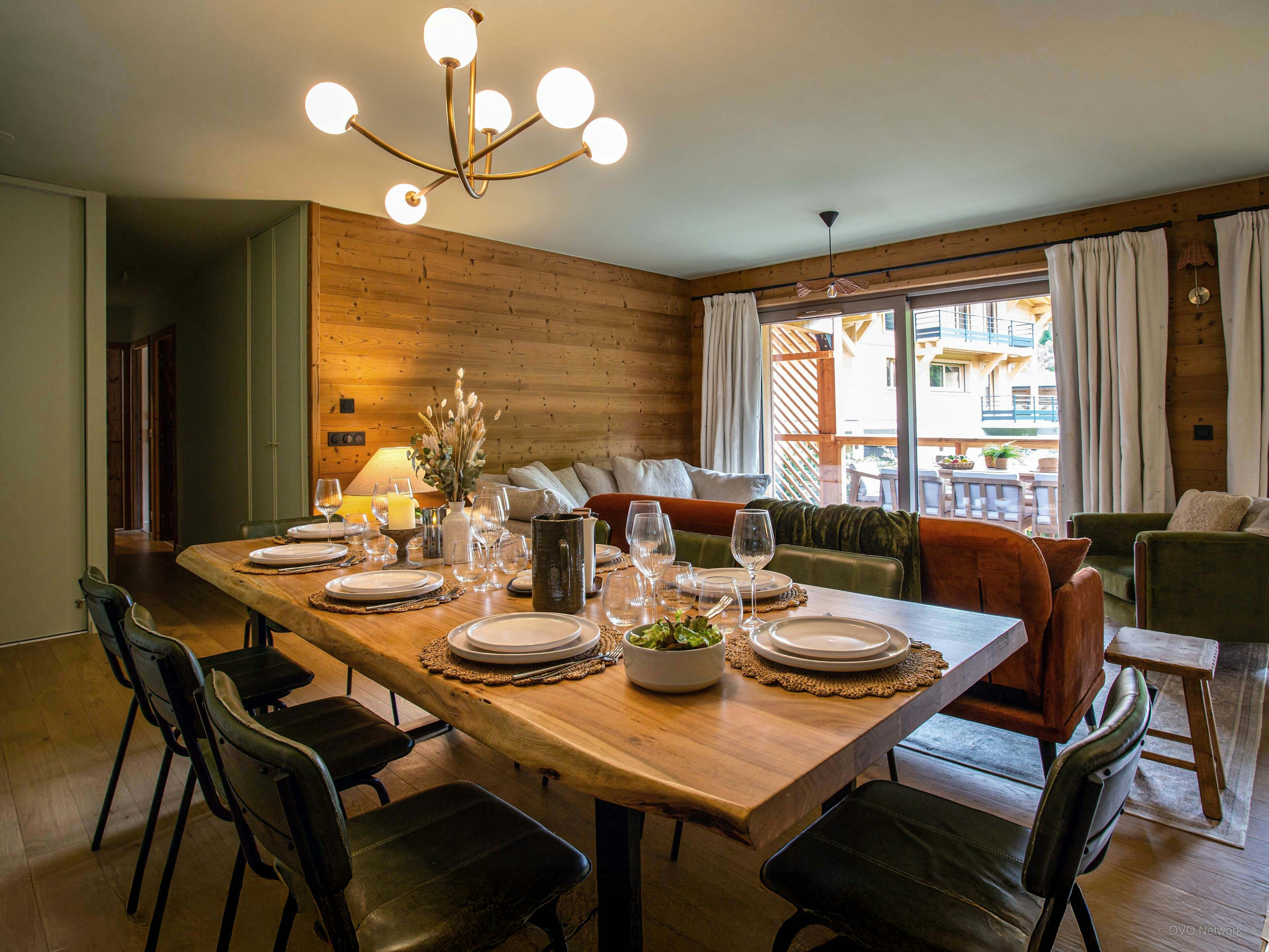 Appartement pour 6 à quelques pas du lac et des remontées