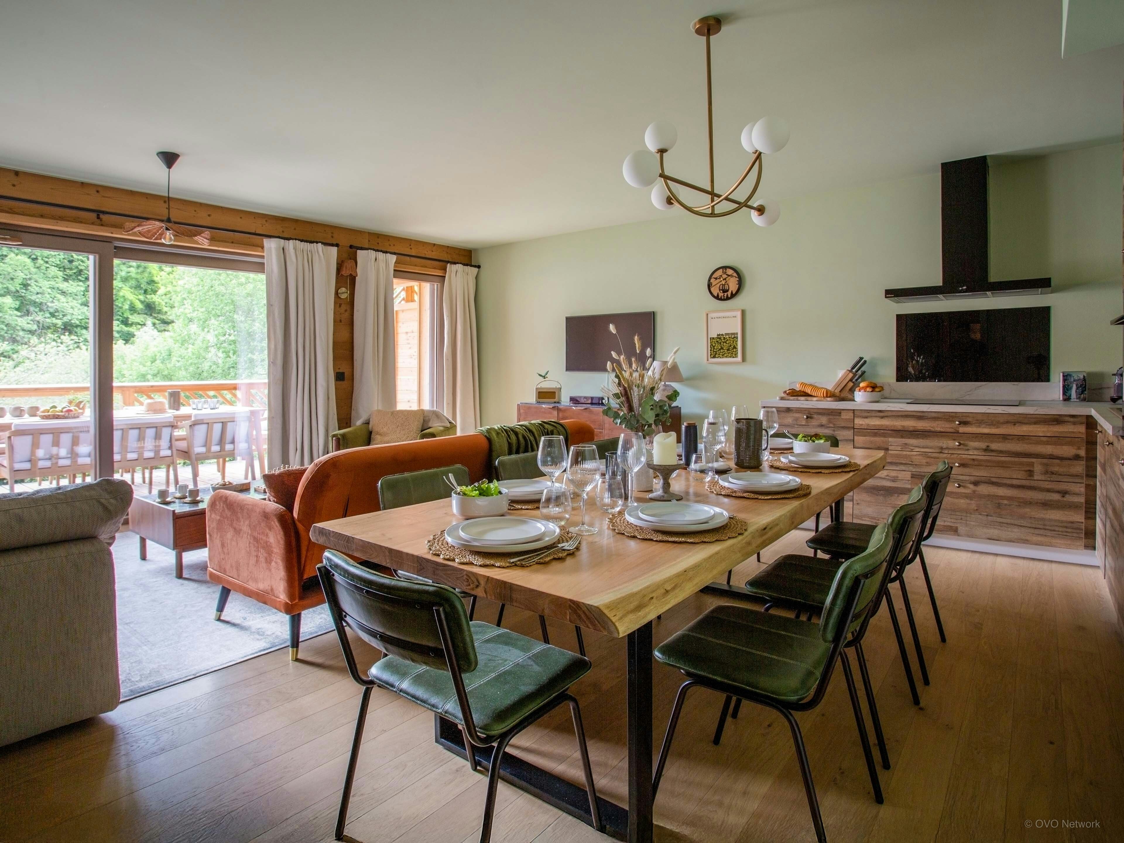 Appartement pour 6 à quelques pas du lac et des remontées