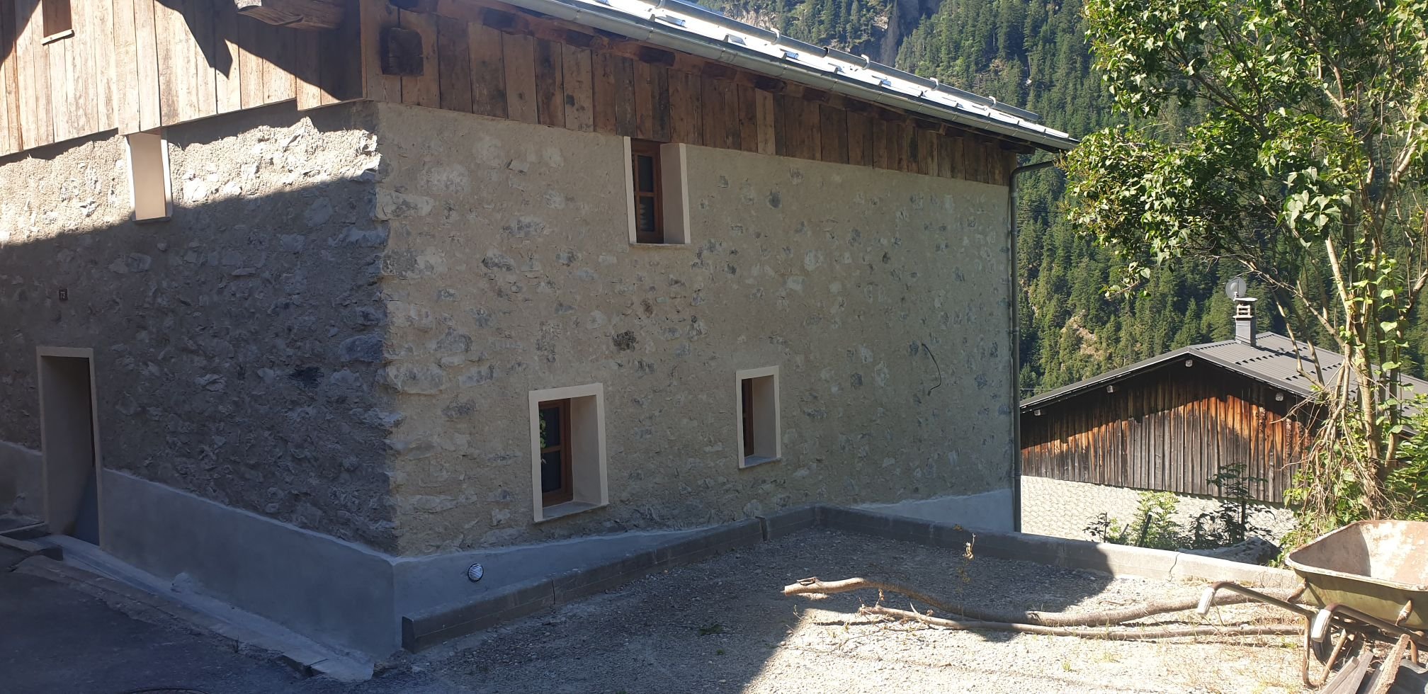 La Cabane des 4 à Chambéranger (Vanoise, Tarentaise, Savoie)