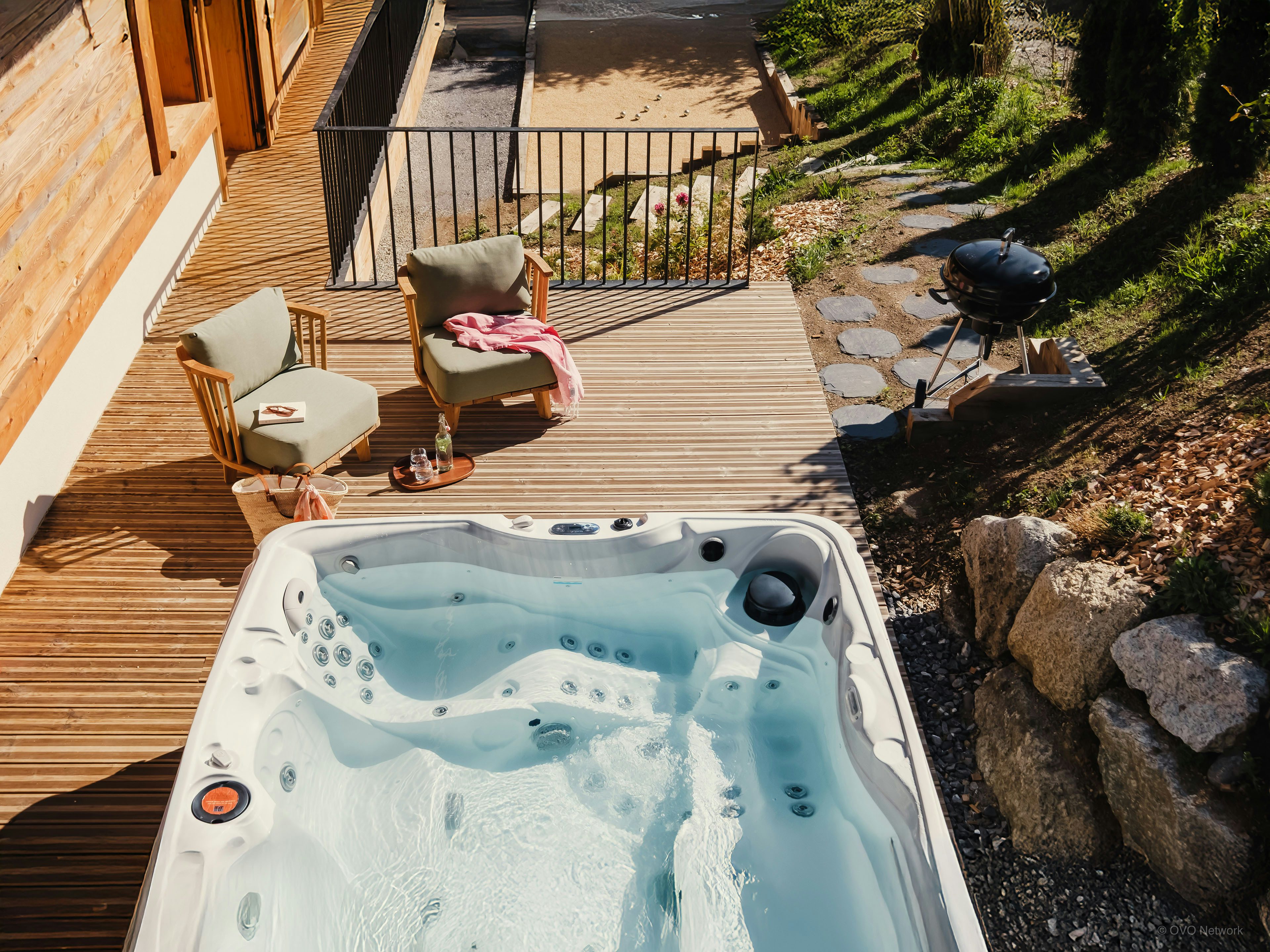 Superbe chalet pour 12 avec sauna, jacuzzi et home cinéma