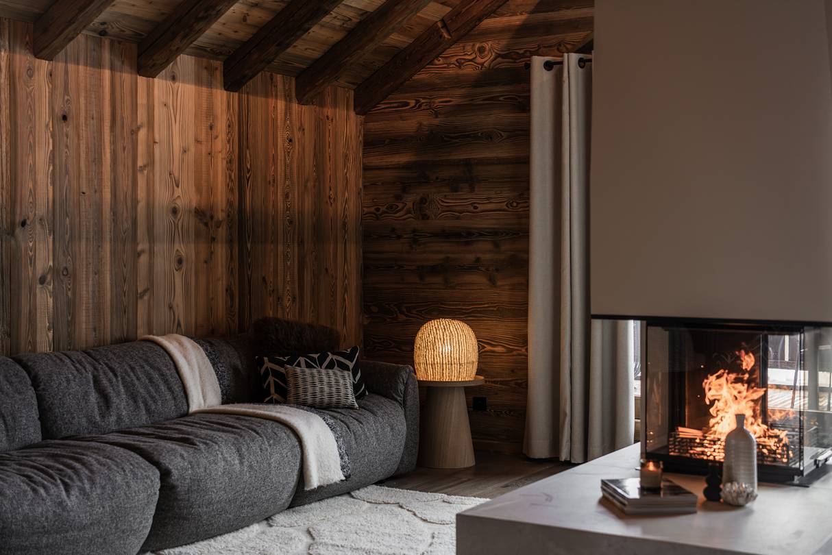 Luxueux chalet avec piscine intérieure, sauna et home cinéma