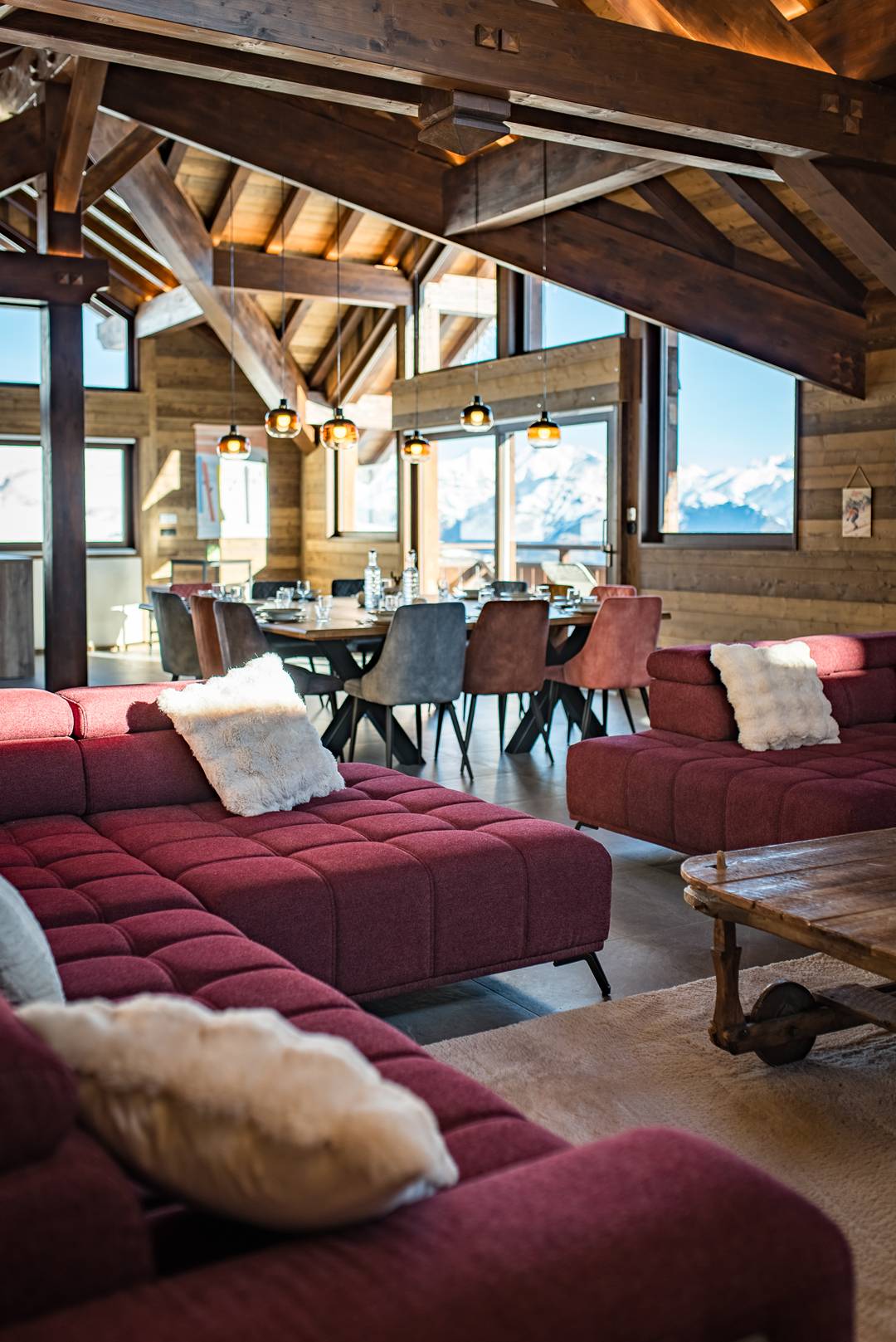Chalet 12 couchages sur les pistes avec jacuzzi 