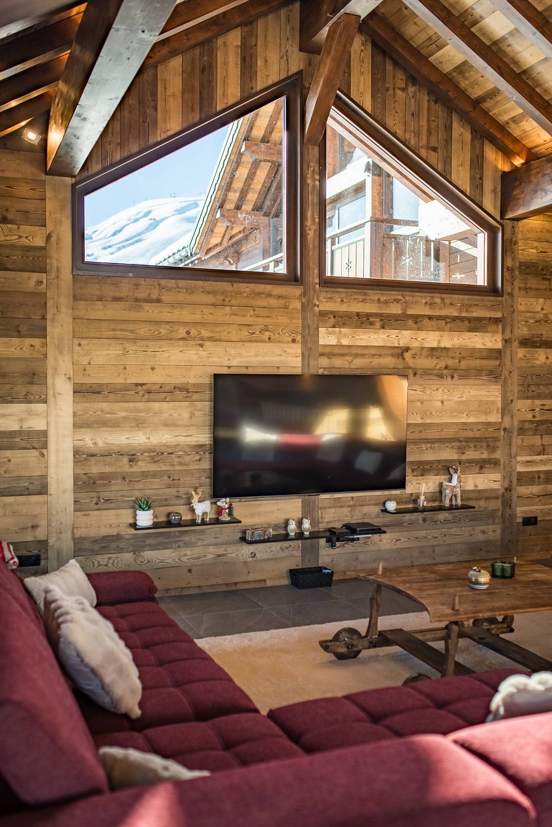 Chalet 12 couchages sur les pistes avec jacuzzi 