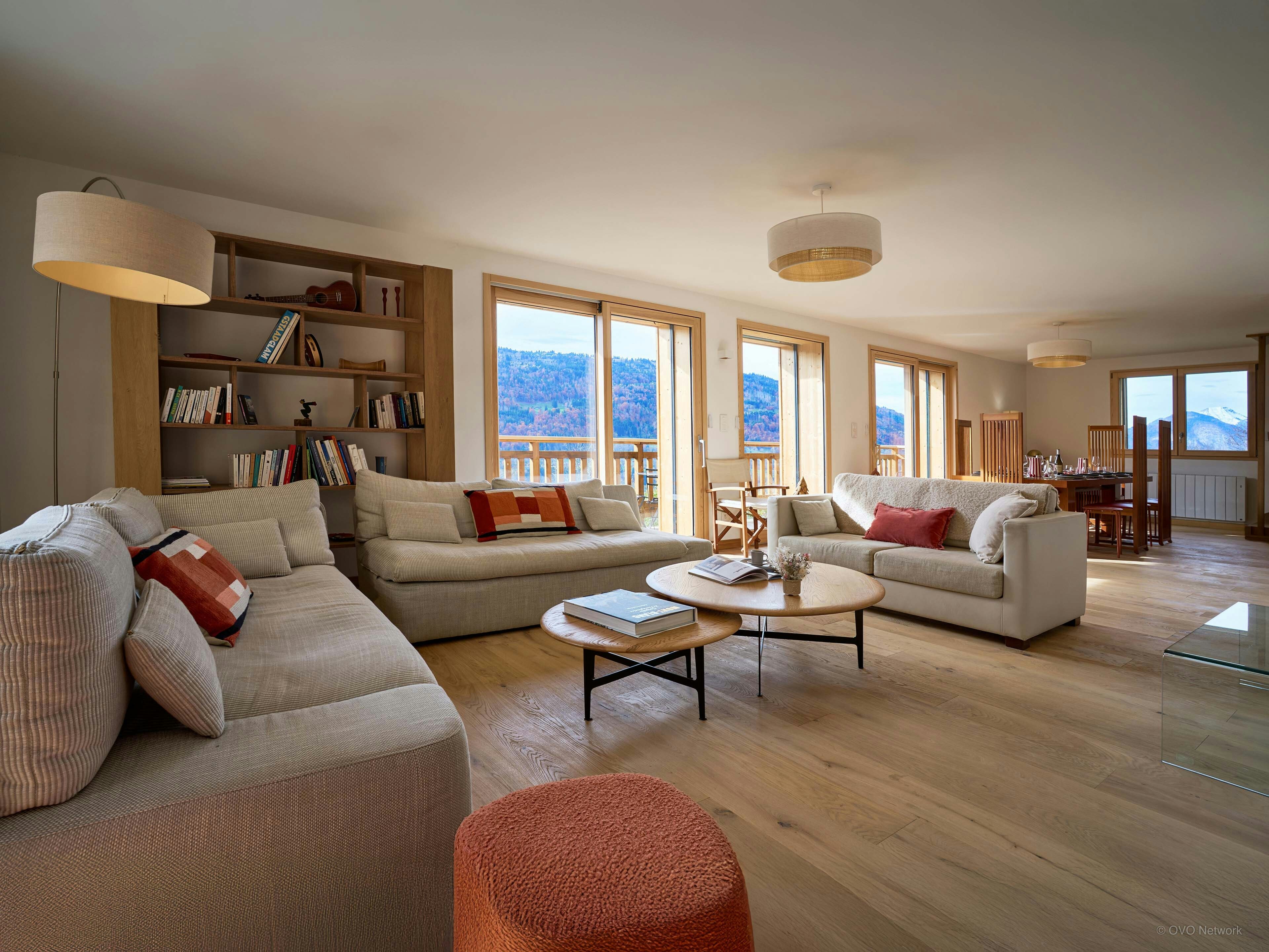 Chalet familial pour 12 avec jardin dans la vallée du giffre