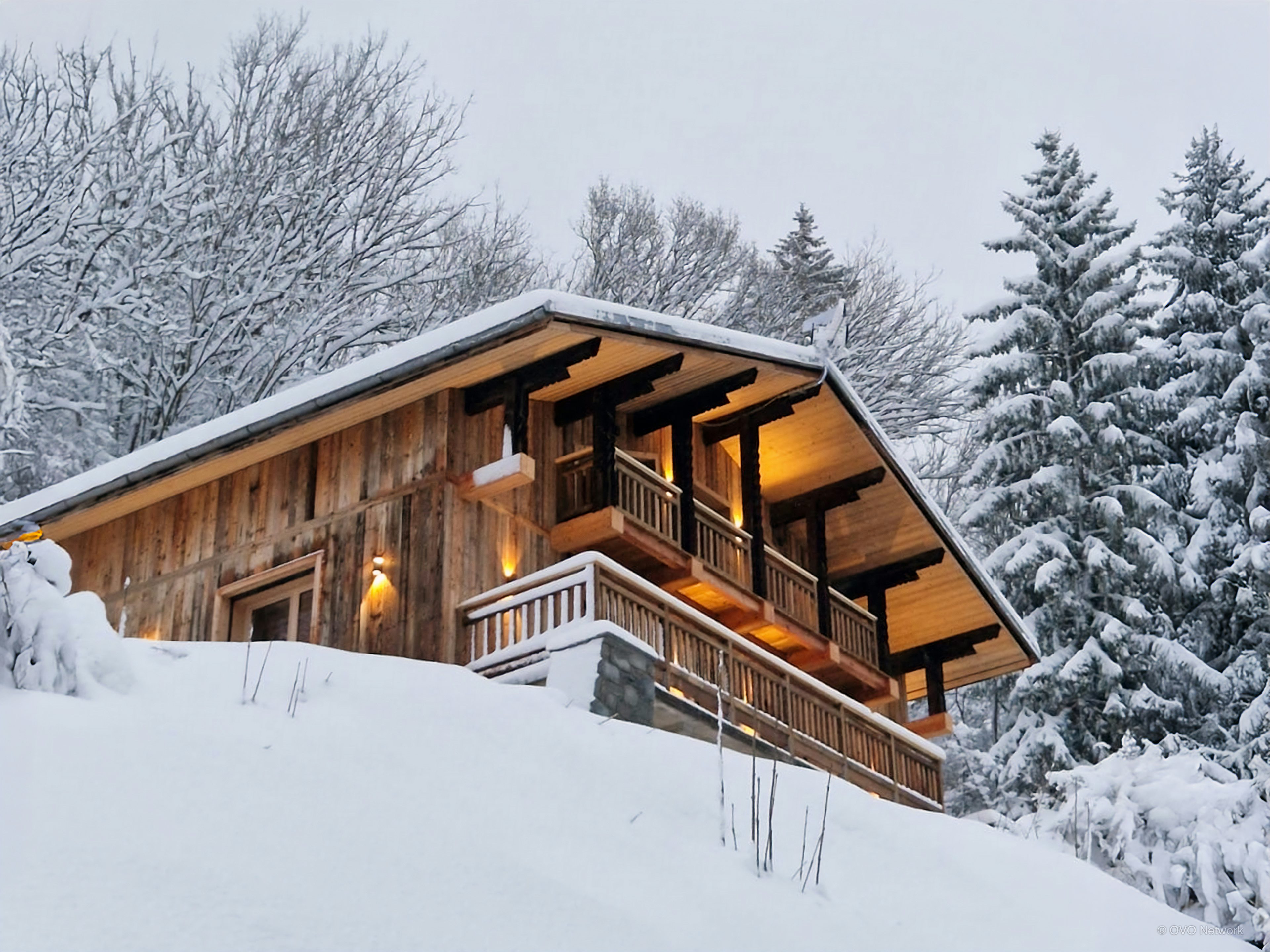 Chalet familial pour 12 avec jardin dans la vallée du giffre
