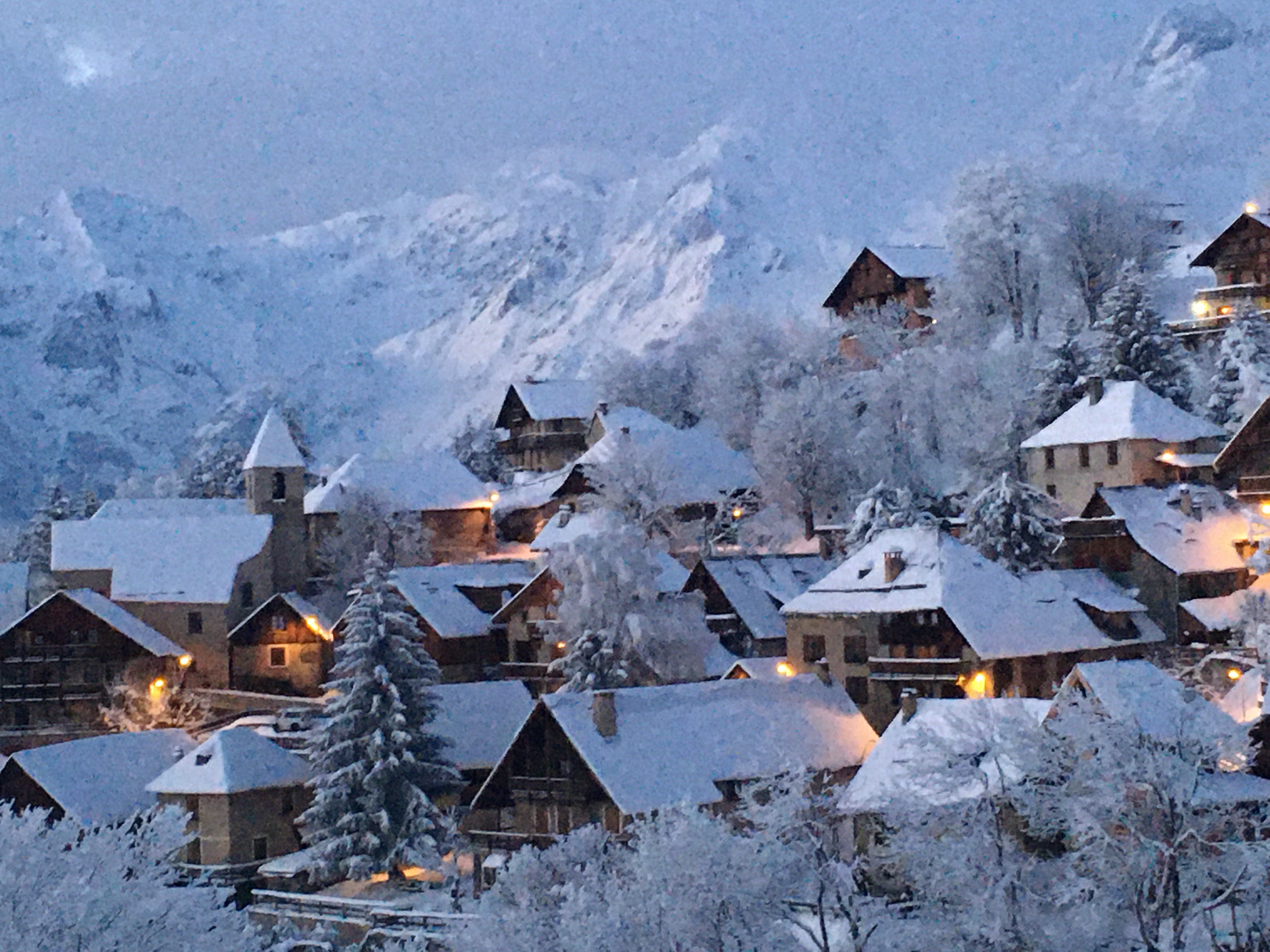 Grand chalet pied des pistes domaine de l’Alpe d’Huez