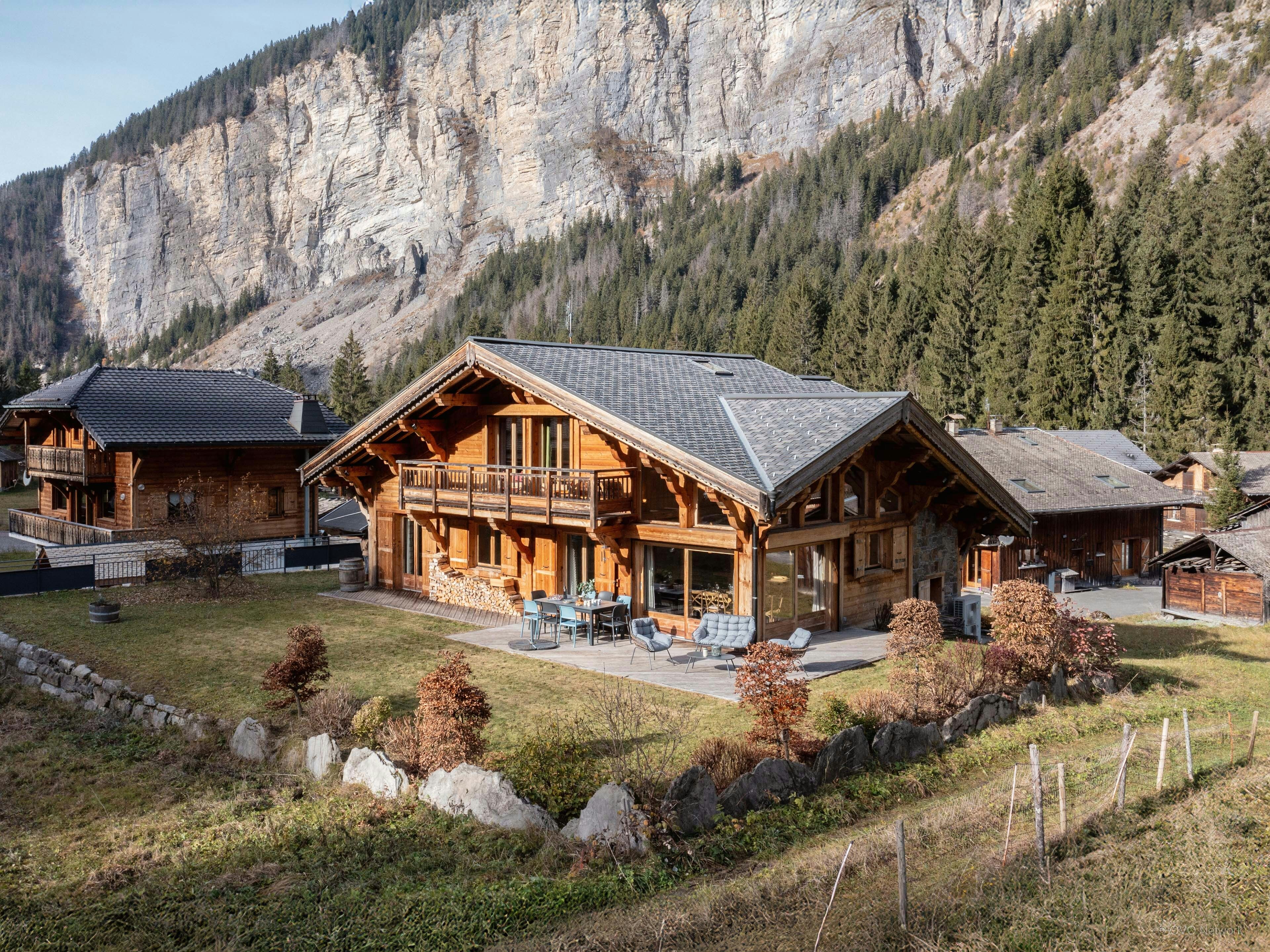Chalet lumineux pour 7 avec terrasse entre morzine–avoriaz