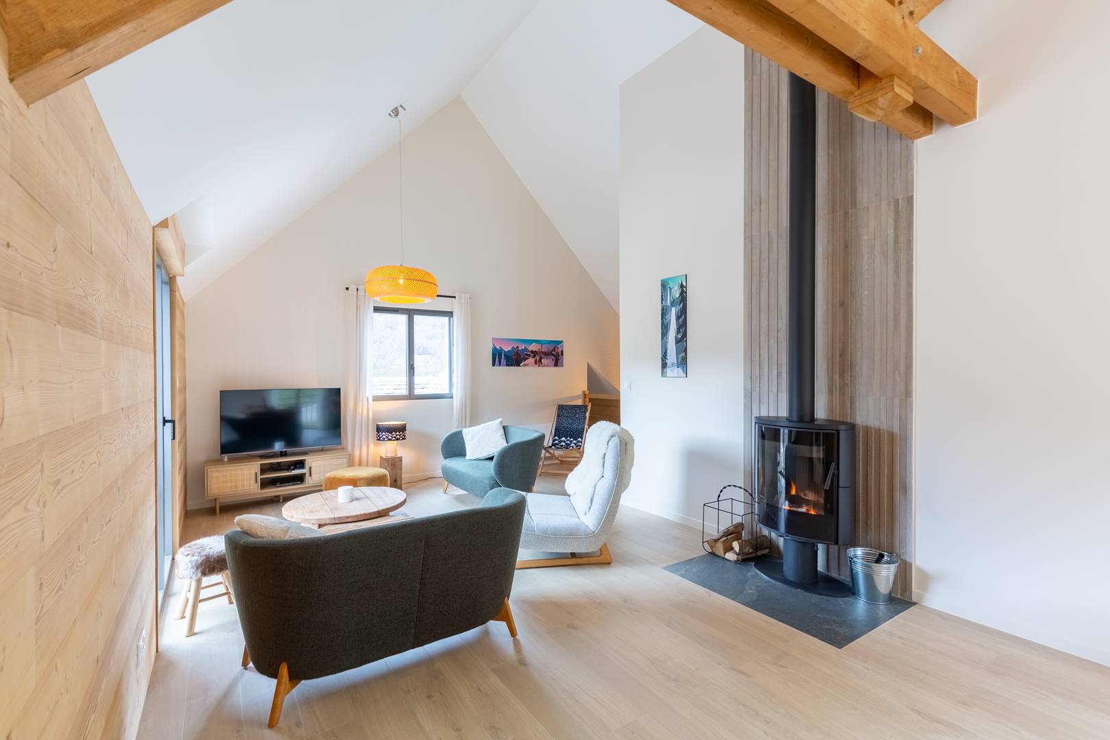 Maison pour 8 proche loudenvielle wifi et garage