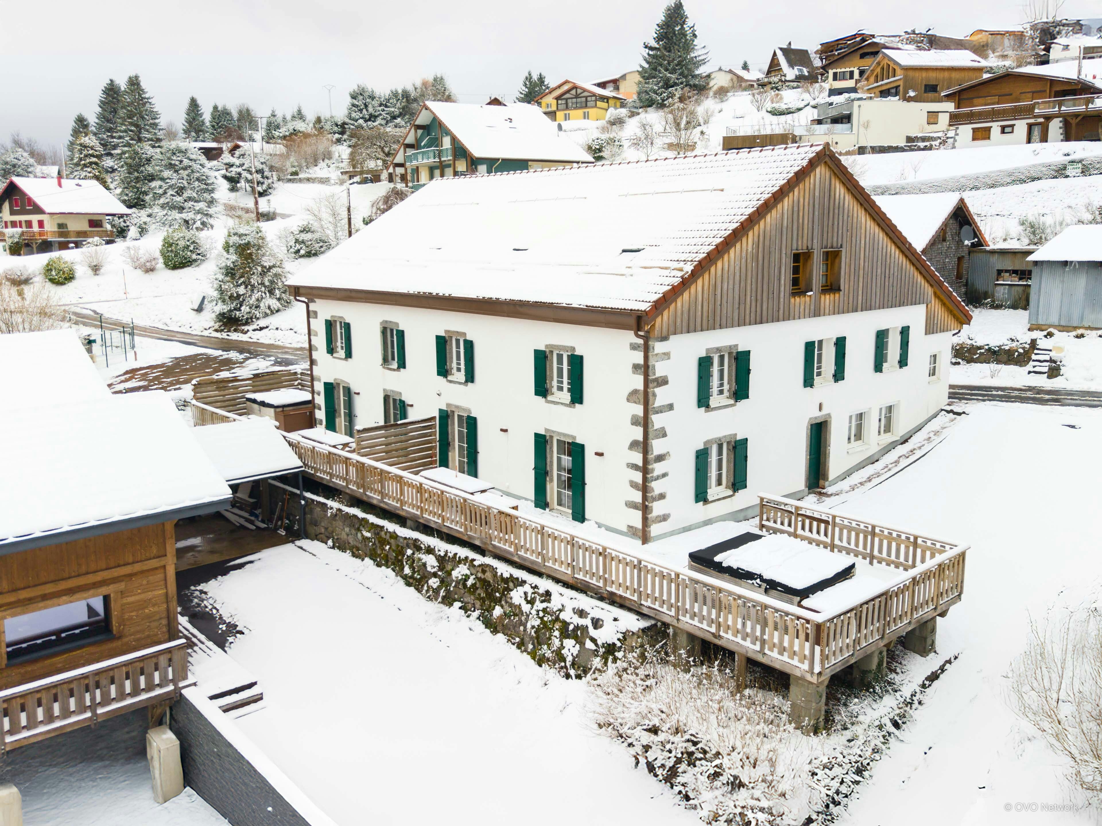 Chalet familial pour 10 avec sauna et jacuzzi à gérardmer