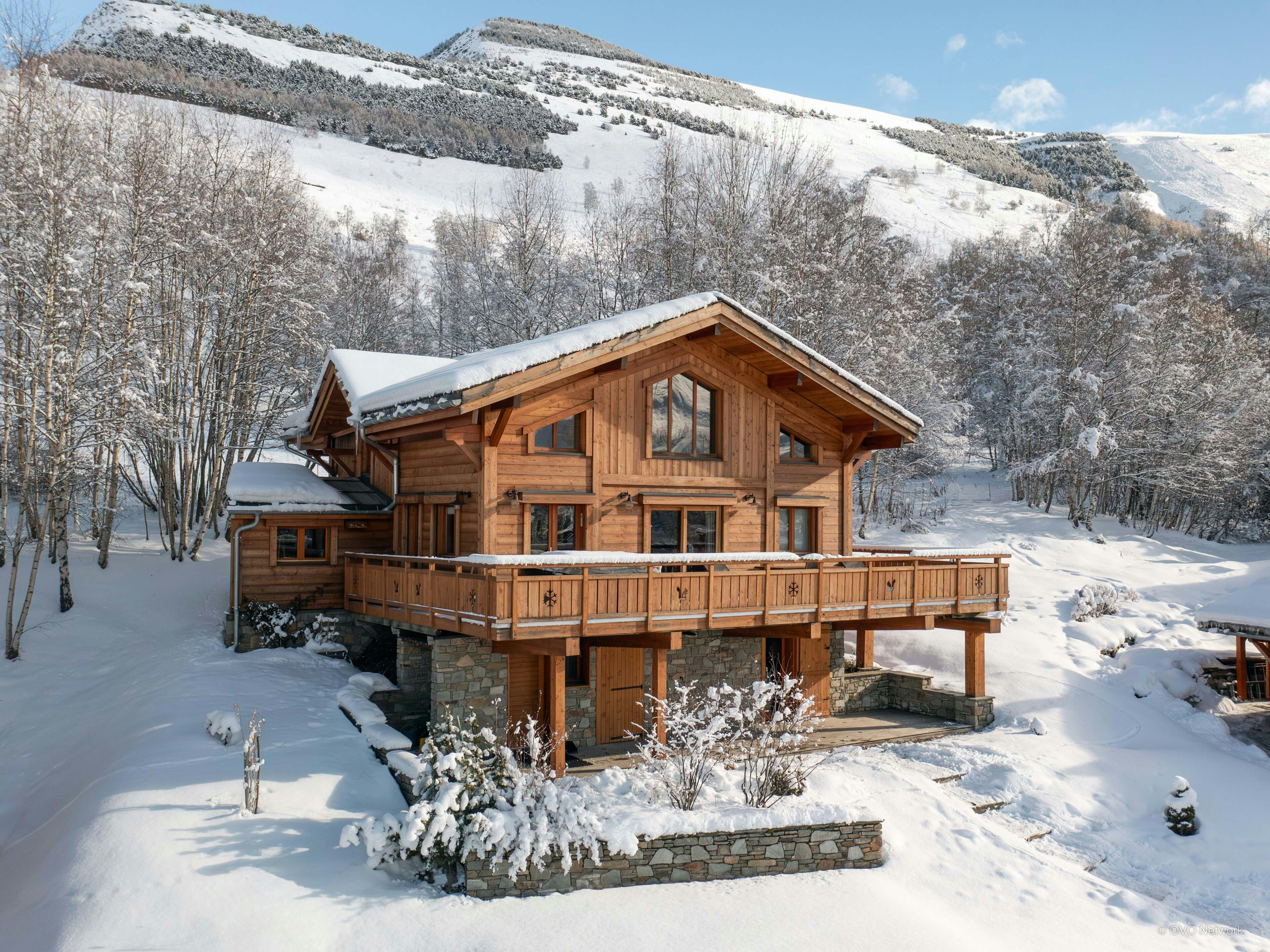 Chalet pour 12 aux deux alpes avec terrasse et jacuzzi