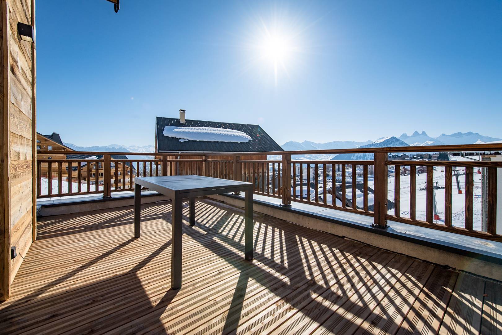 Chalet mitoyen sur les pistes avec garage