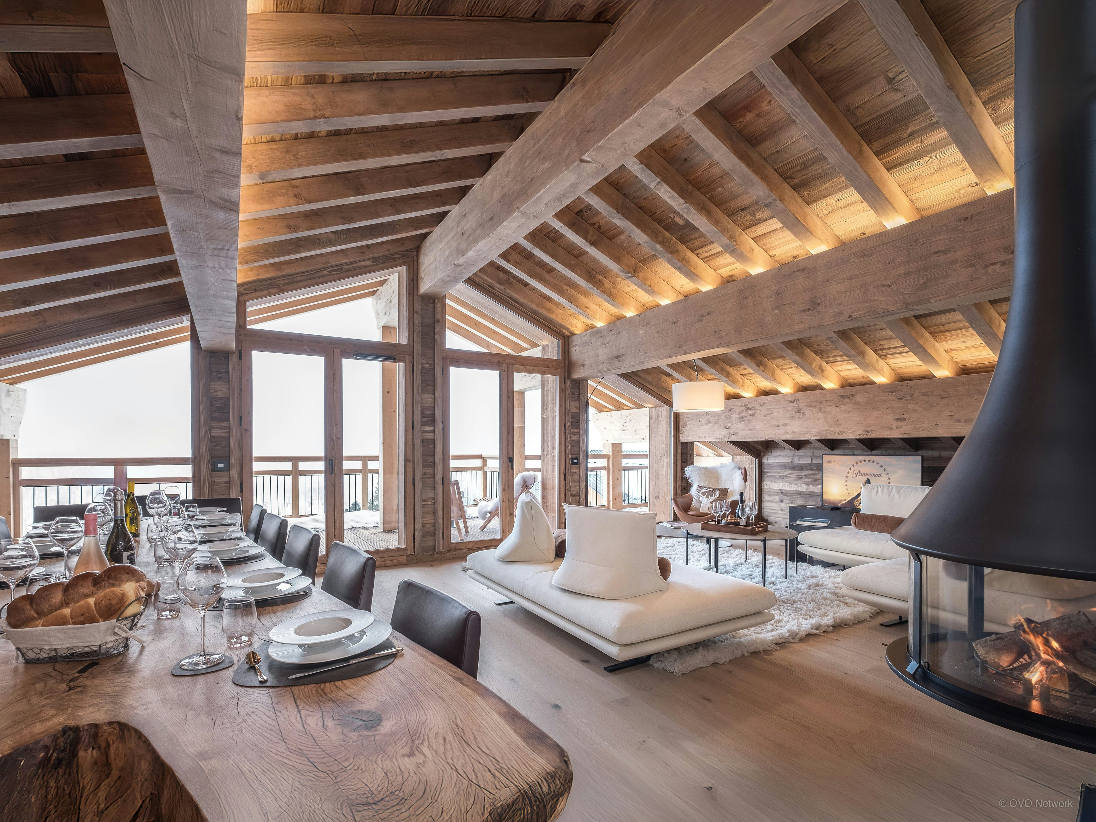 Chalet ski aux pieds pour 13 avec spa et salle de sport