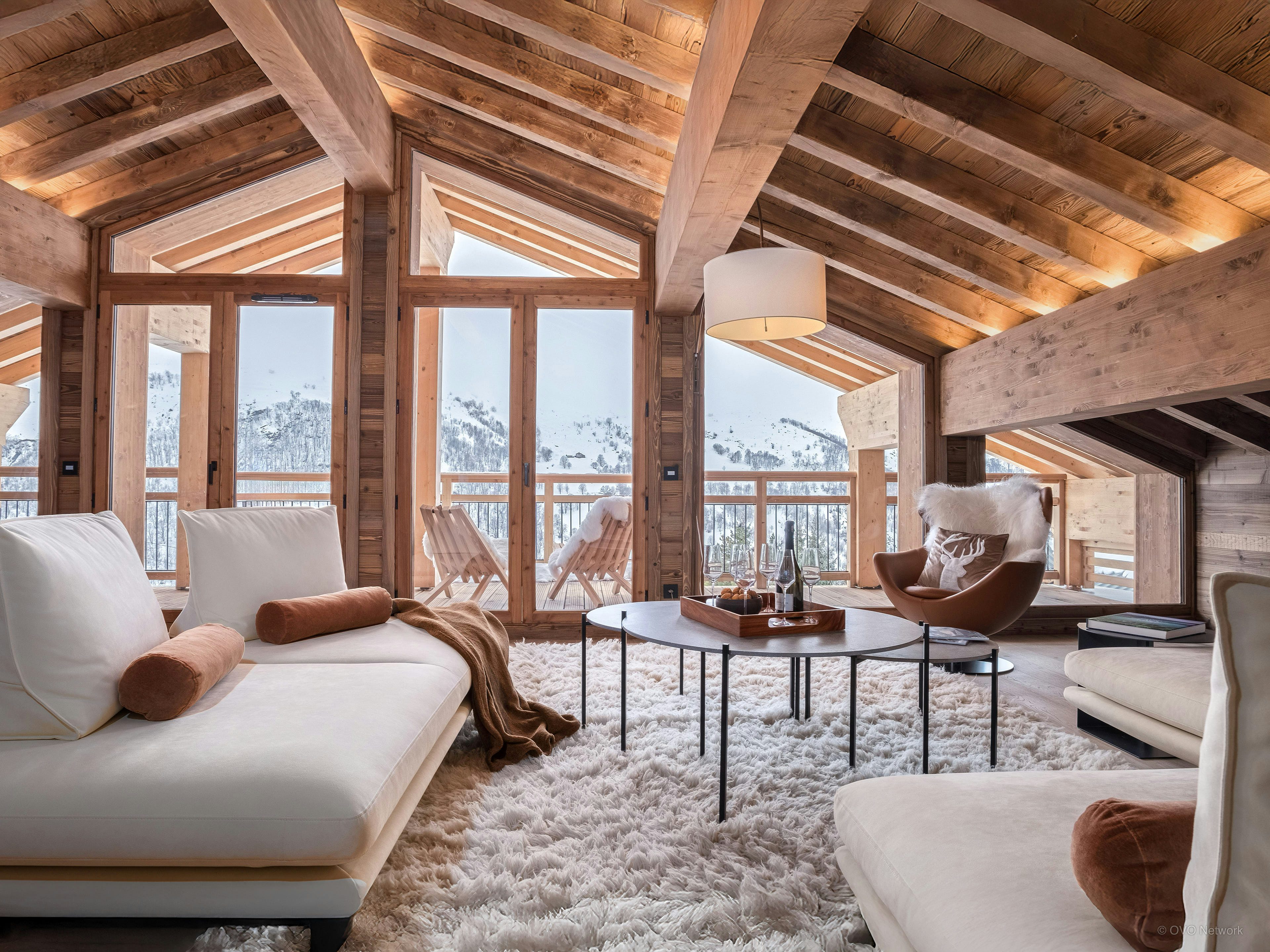 Chalet ski aux pieds pour 13 avec spa et salle de sport