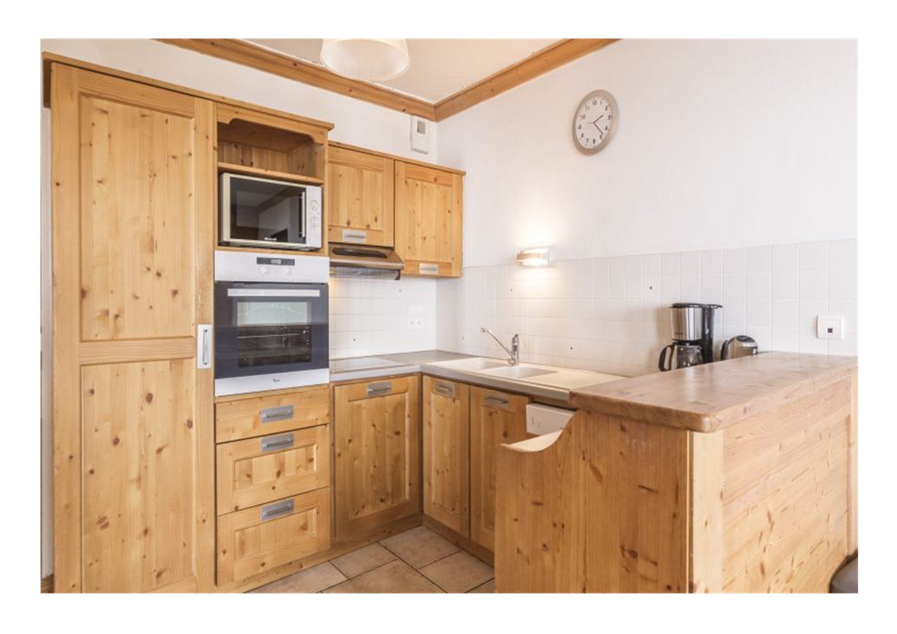 PRESTIGE 3 VALLEES LES MENUIRES LES BRUYERES SKI AUX PIEDS 8 PERSONNES  83 M2 POSSIBLE 12 PERS 2 APPARTEMENTS