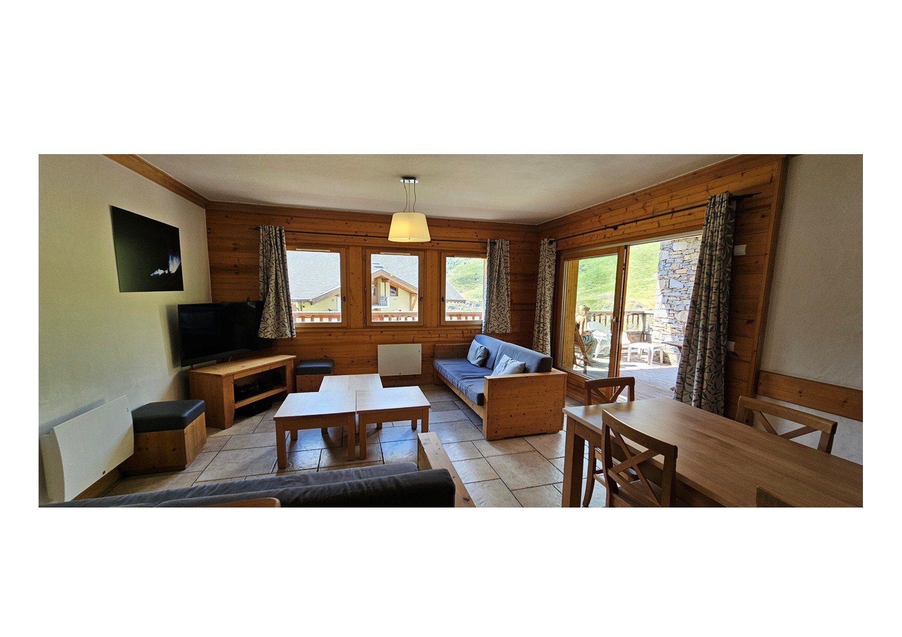 PRESTIGE 3 VALLEES LES MENUIRES LES BRUYERES SKI AUX PIEDS 8 PERSONNES  83 M2 POSSIBLE 12 PERS 2 APPARTEMENTS