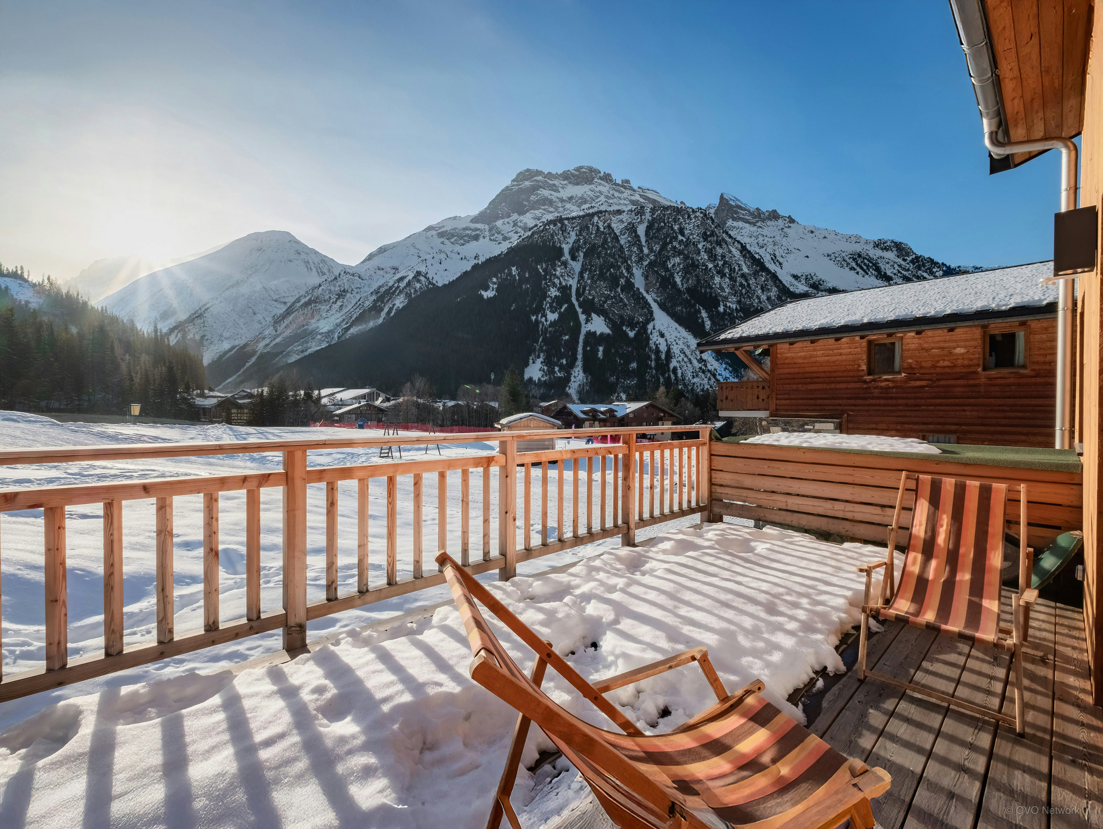 Chalet pour 8 proche de toutes les activités de la montagne