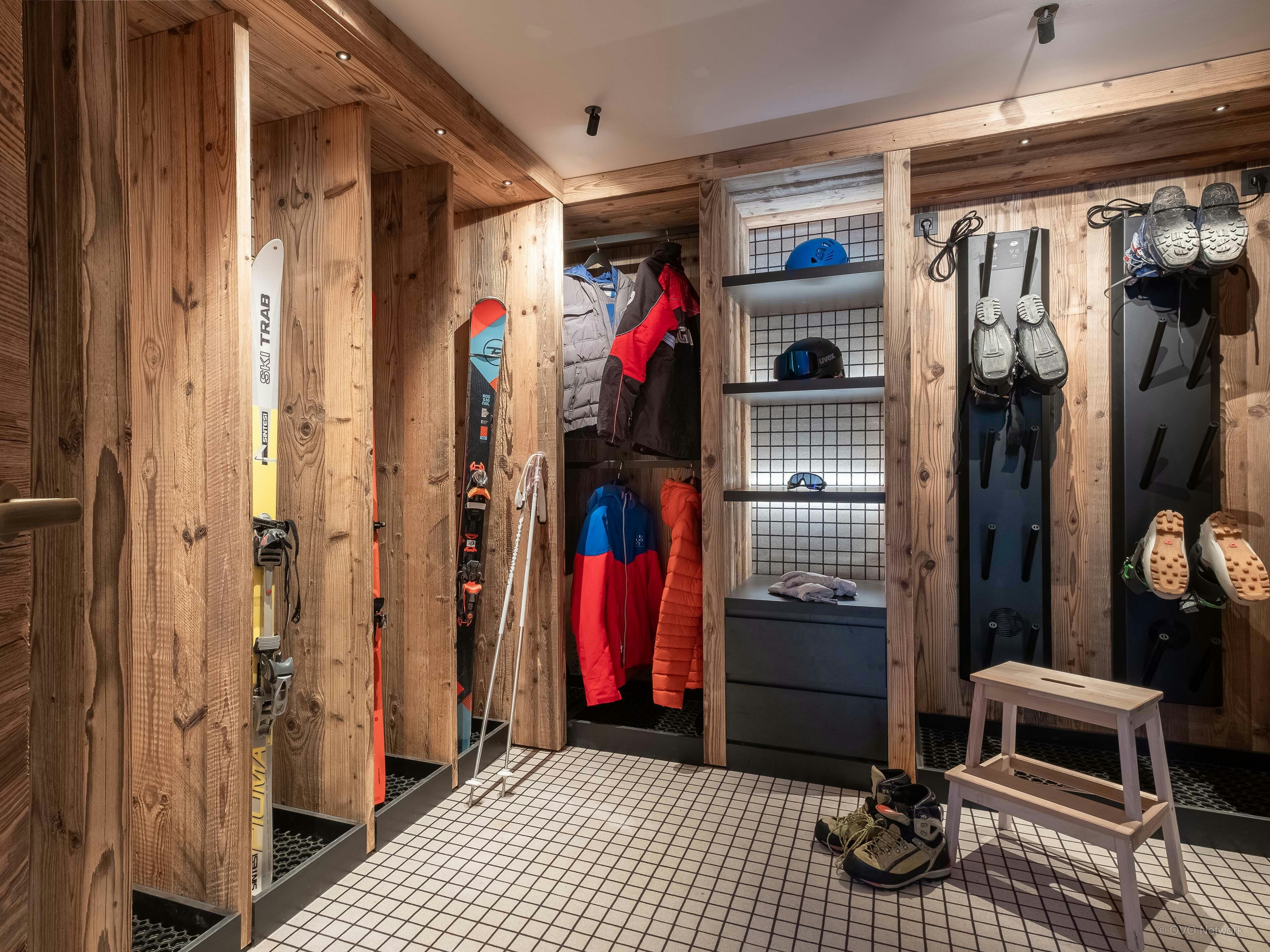 Chalet moderne pour 10 en plein megève avec terrasse, jardin
