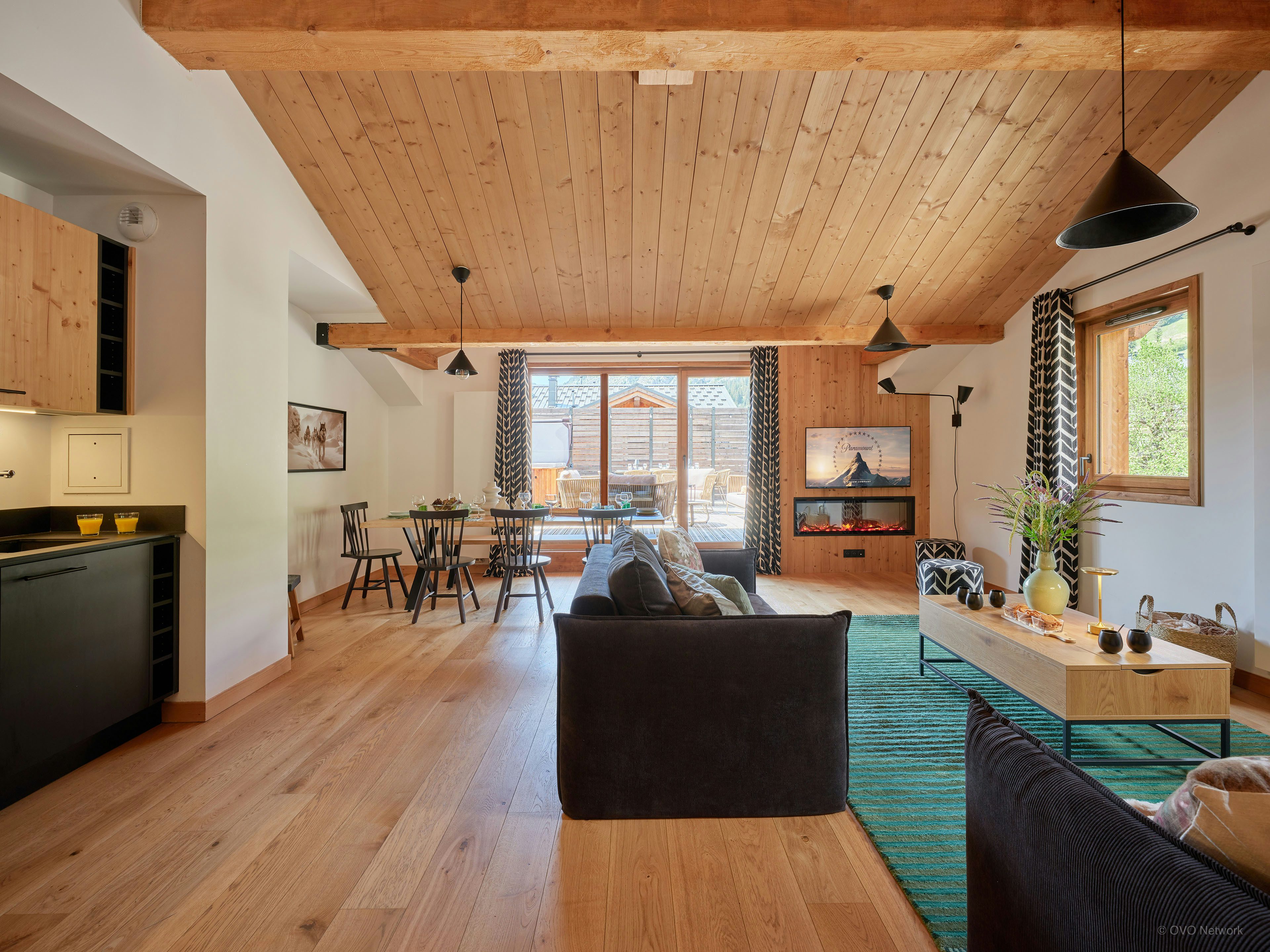 Appartement familial pour 8 avec jacuzzi et grande terrasse