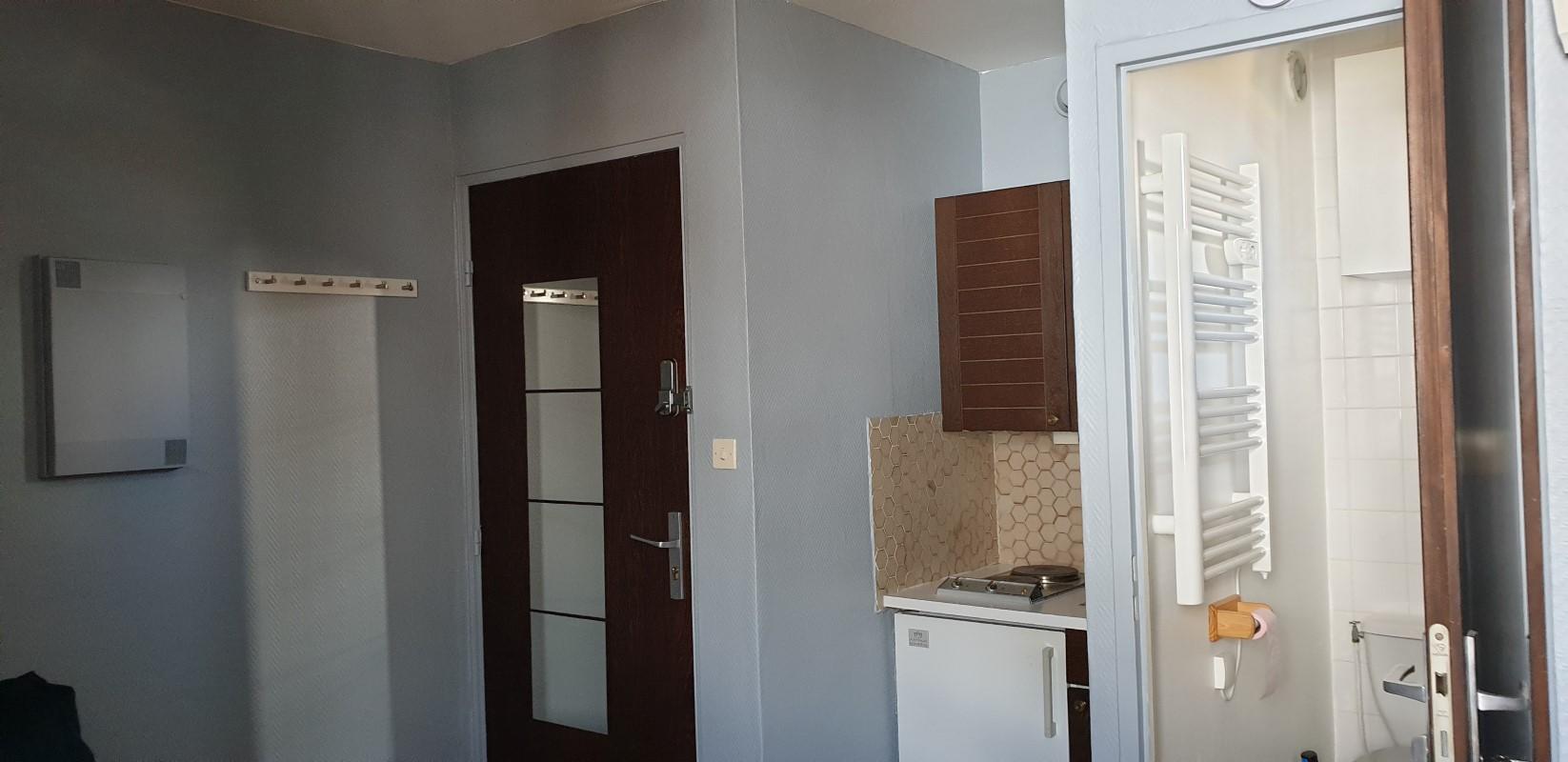 STUDETTE 2 PERS PIED DES PISTES RESIDENCE COTE BRUNE