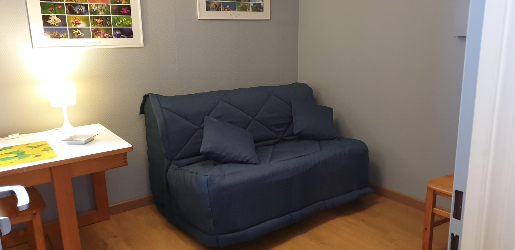 STUDETTE 2 PERS PIED DES PISTES RESIDENCE COTE BRUNE